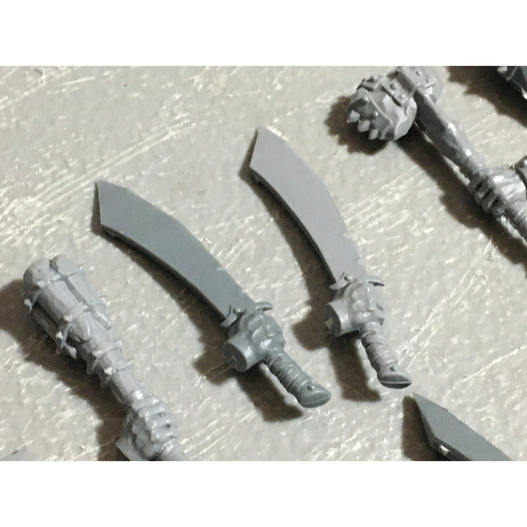 A22579 WARHAMMER FANTASY OGRE KINGDOMS BITS LOT HANDS GAMES WORKSHOP GW