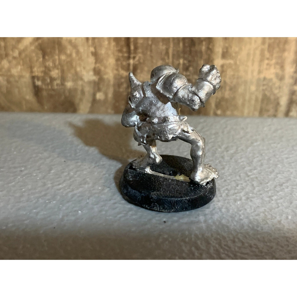 A30186 WARHAMMER BLOOD BOWL OOP ORKS ORC METAL CATCHER