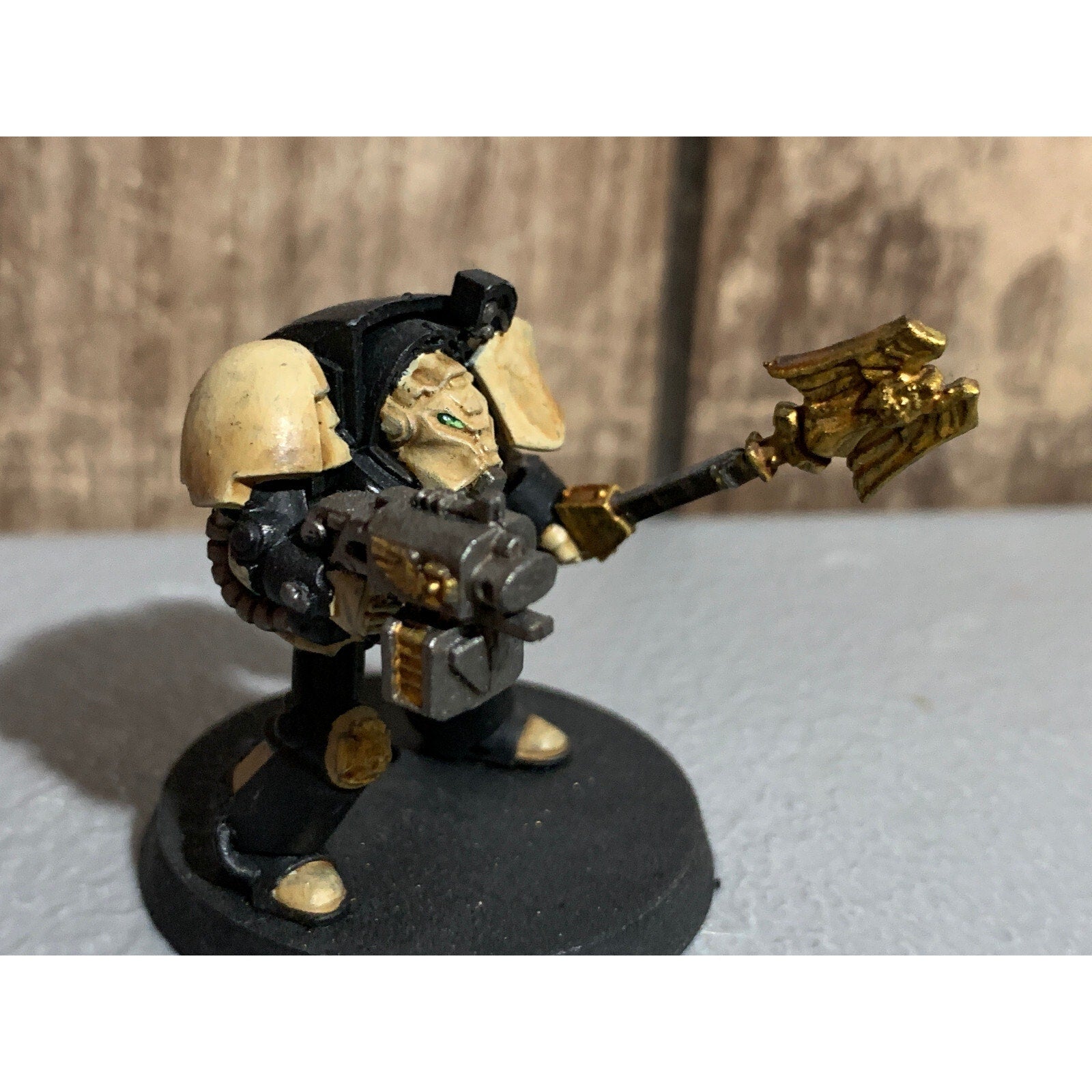 A7324 WARHAMMER 40K SPACE MARINES CUSTOM TERMINATOR CHAPLAIN PAINT