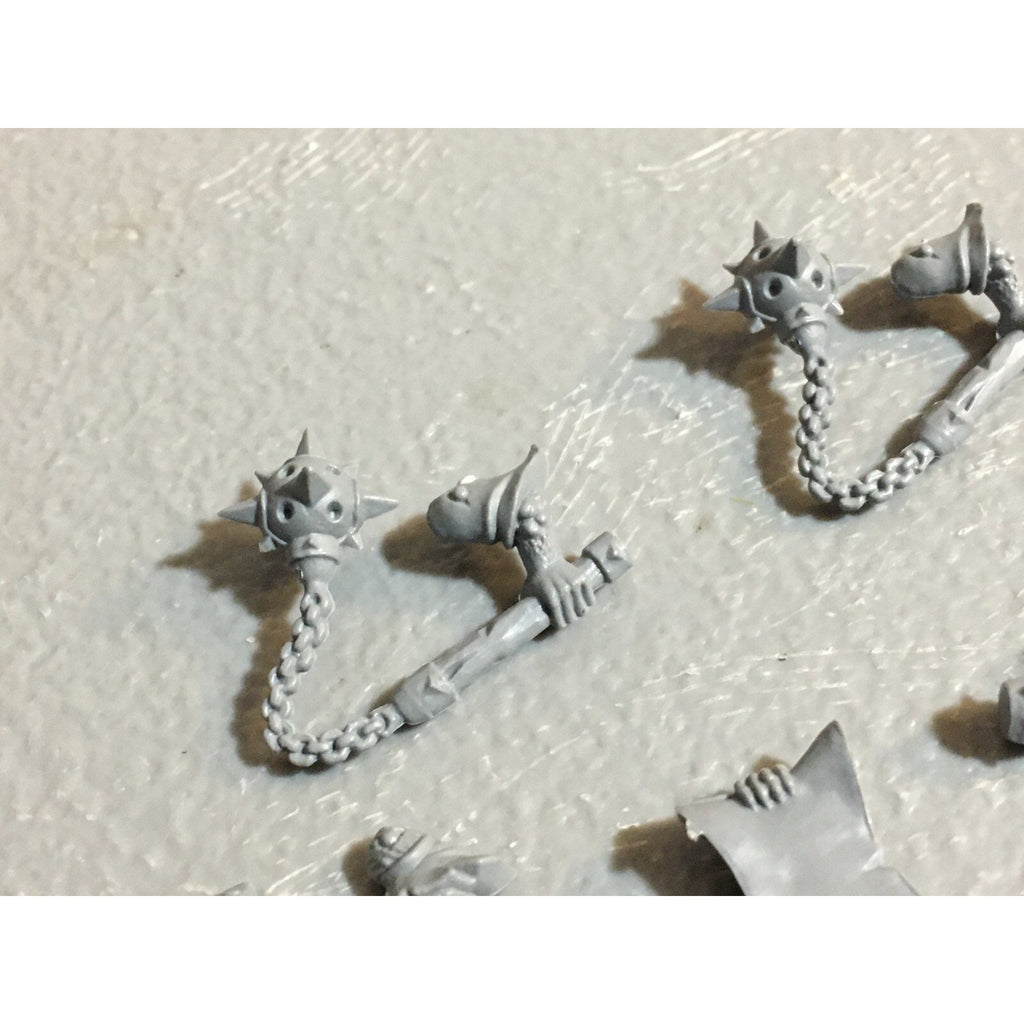 A23449 WARHAMMER FANTASY SKAVEN BITS LOT MIXED CLANRAT PLAGUE MONK RUNNER GW
