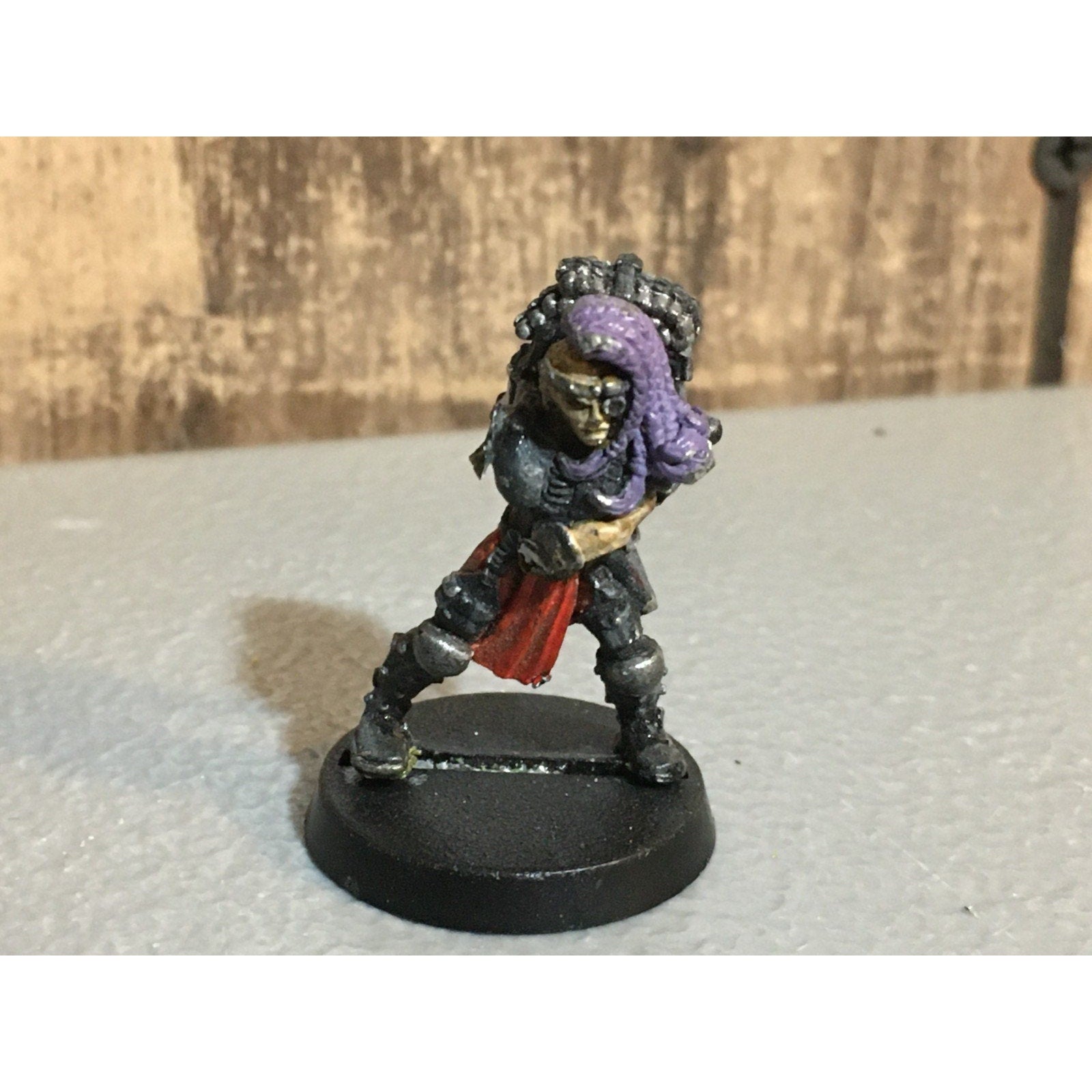 A24778 WARHAMMER 40K NECROMUNDA ESCHER METAL HEAVY MISS GUN