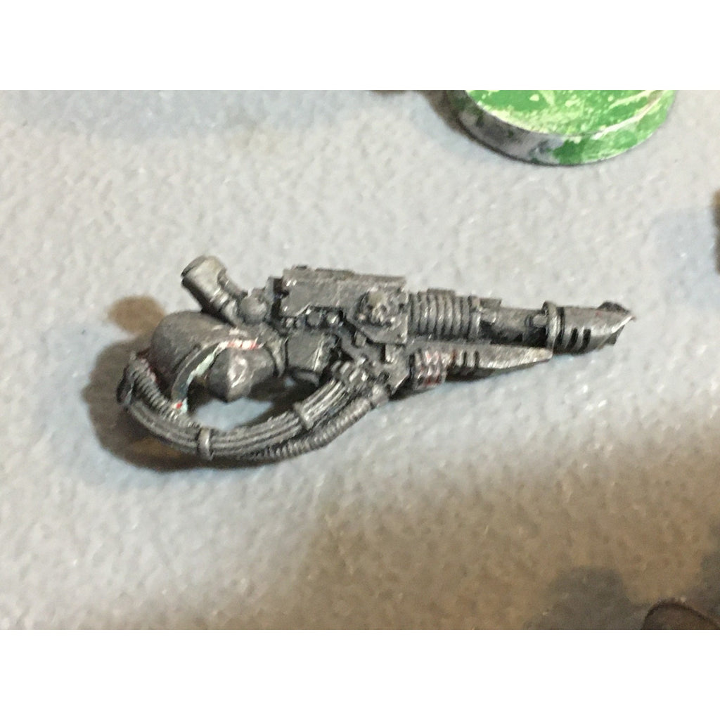 A24504 WARHAMMER 40K SPACE MARINES DEVASTATORS METAL BITS LOT OOP PLASTIC BODY
