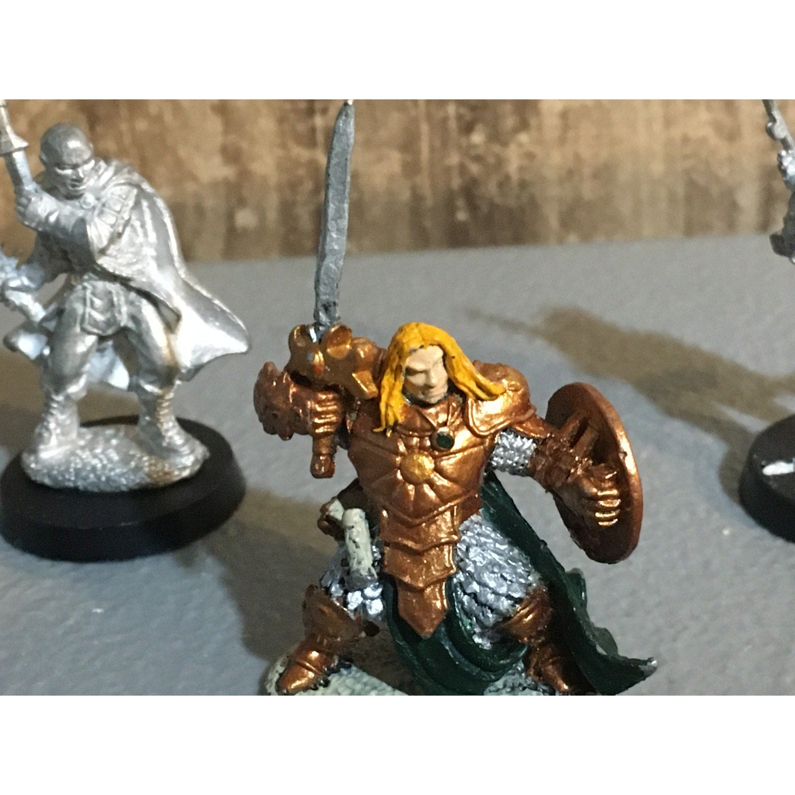 A32861 UNKNOWN METAL MINIATURES HUMAN 4 PK ADVENTURER WARRIOR SCOUT