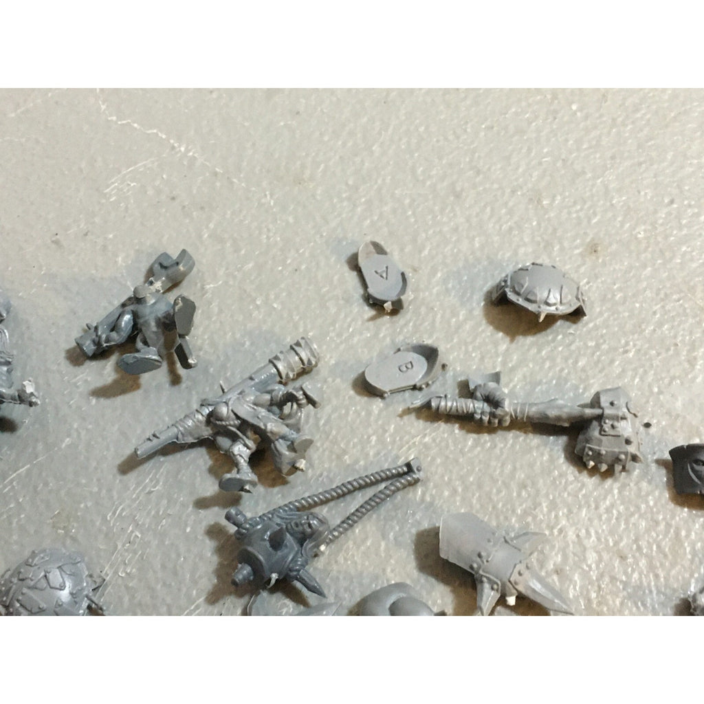 A20127 WARHAMMER FANTASY AOS OGRE KINGDOMS MANEATERS BITS LOT ARM GAMES WORKSHOP