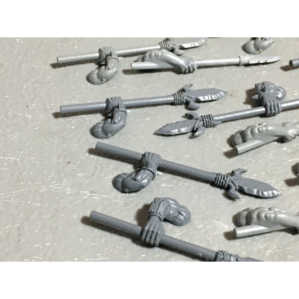 A22609 WARHAMMER FANTASY ORCS & GOBLINS BITS LOT ORC BOYZ SPEARS GAMES WORKSHOP