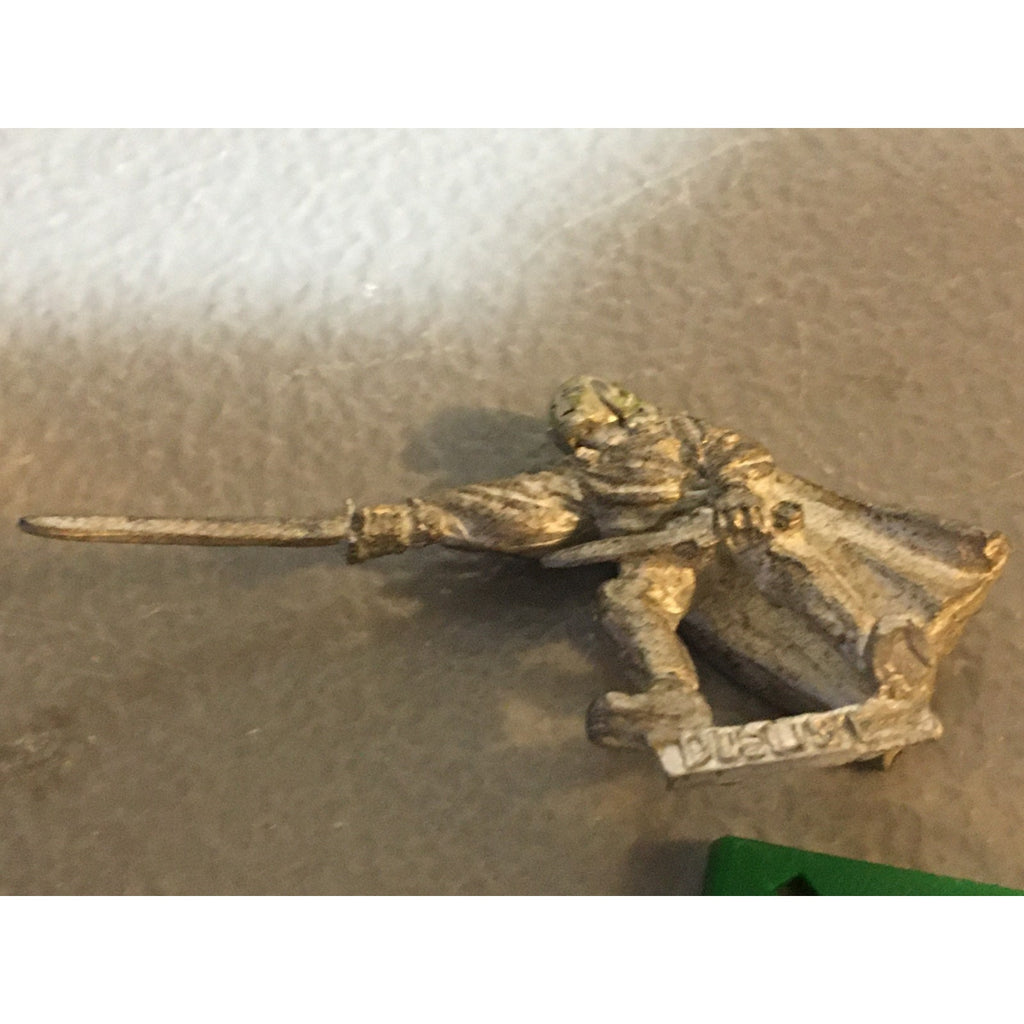 A24678 WARHAMMER FANTASY DOGS OF WAR VESPERO'S VENDETTA DUELIST CLIPPED FACE MTL