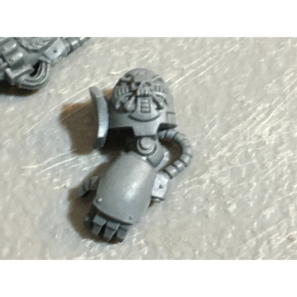 A23091 WARHAMMER 40K SPACE MARINES BITS LOT TERMINATORS ARMS GAMES WORKSHOP GW