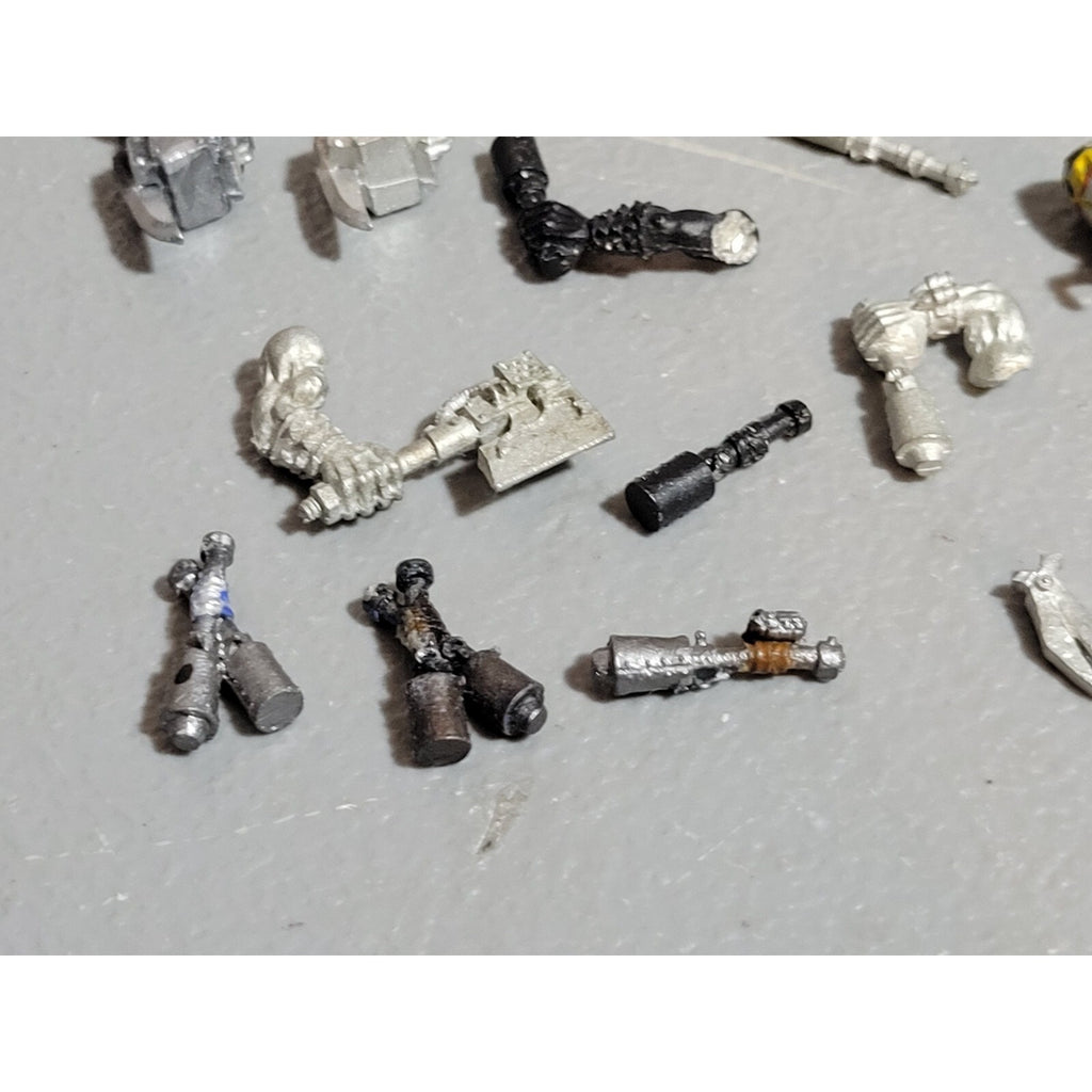 A19085 WARHAMMER 40K ORKS ALL METAL BITS LOT