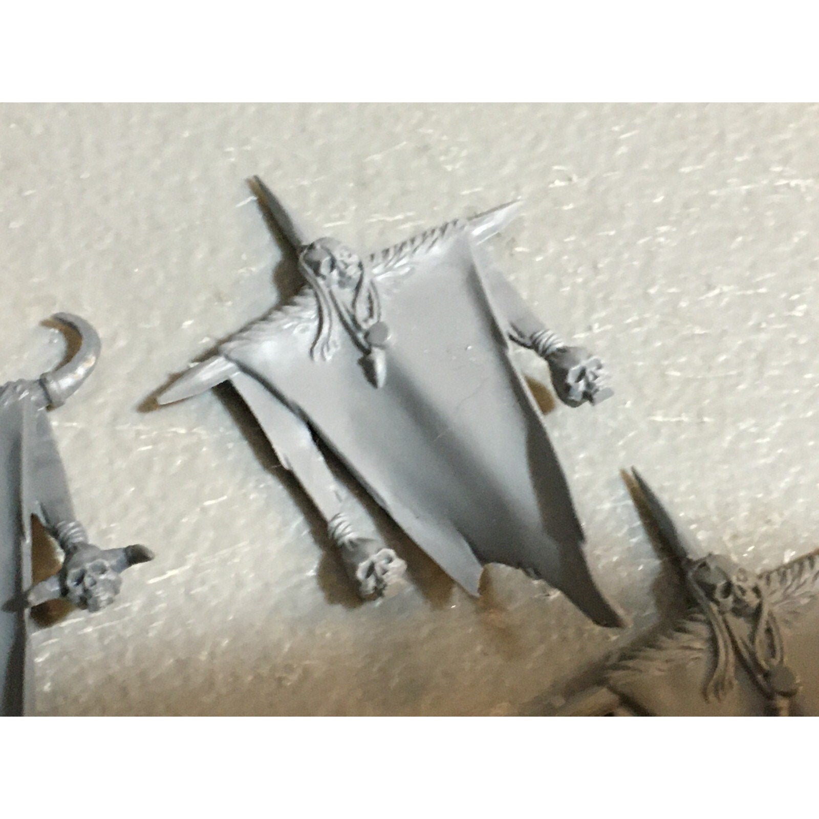 A23246 WARHAMMER FANTASY CHAOS BEASTMEN BITS LOT COMMAND GAMES WORKSHOP GW