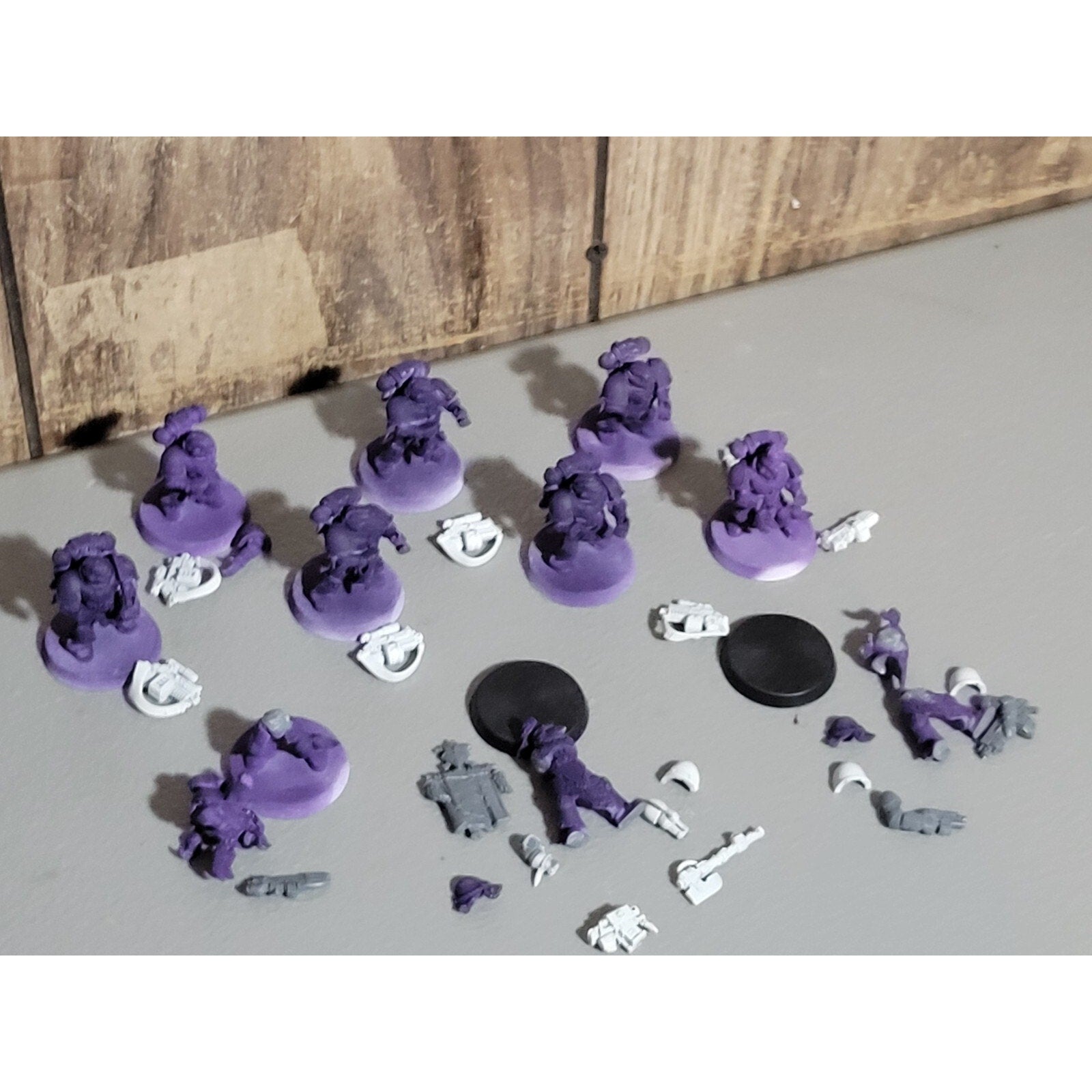 A18249 WARHAMMER 40K SPACE MARINES WOLVES 10 PK GREY HUNTERS MISS 2 BACKPACKS