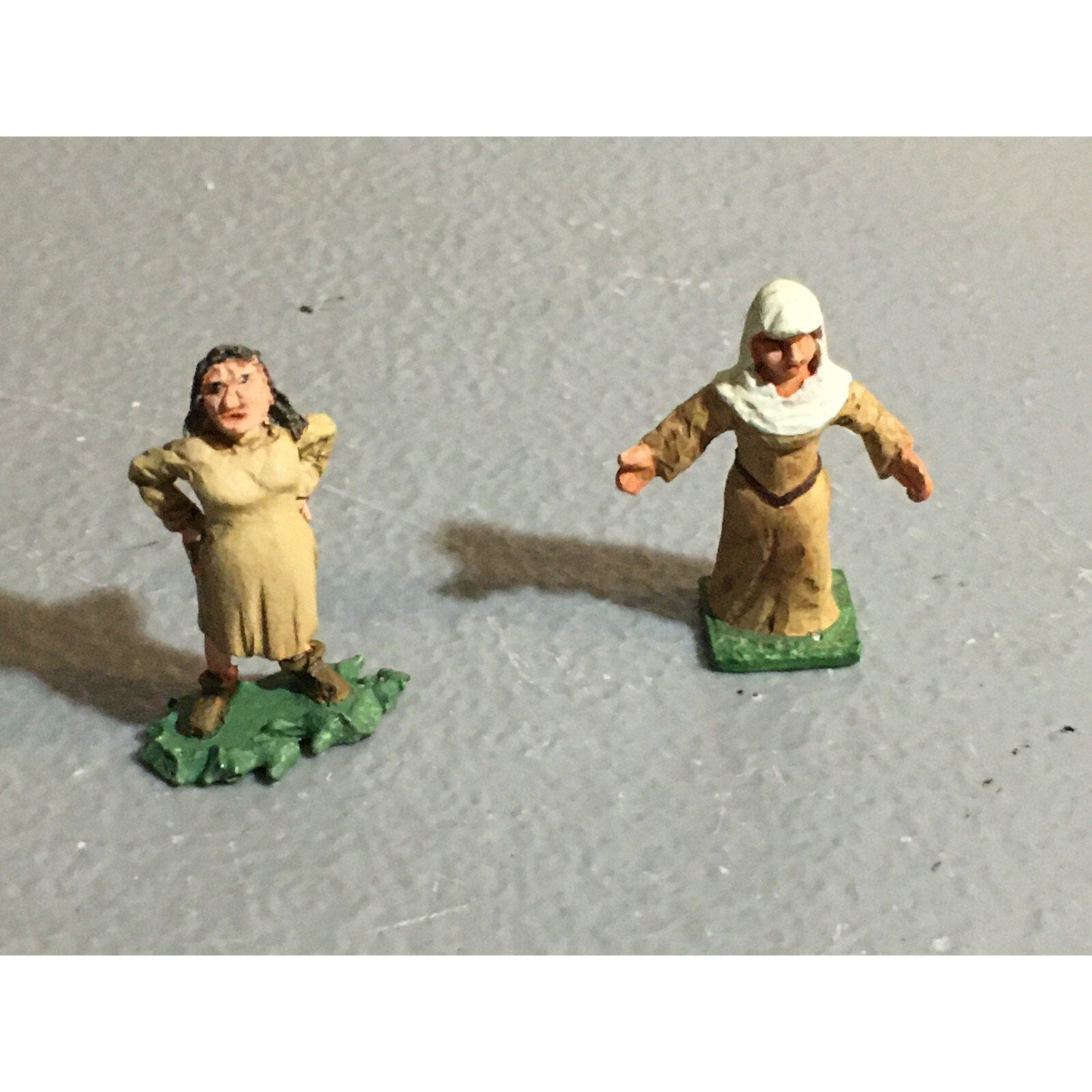 A10180 CITADEL PRE SLOTTA METAL RARE OOP HUMAN VILLAGERS PEASANTS 2 PK PAINTED