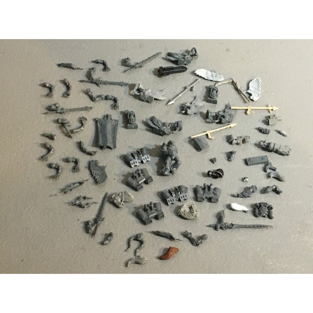A32586 WARHAMMER 40K FANTASY RANDOM BITS LOT BLOOD ANGELS DAEMON UNDEAD GW