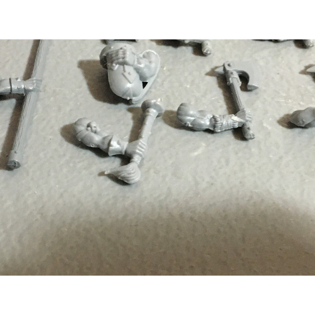A22178 WARHAMMER FANTASY CHAOS MORTALS BITS LOT MIXED MARAUDER COMMAND & ARMS GW