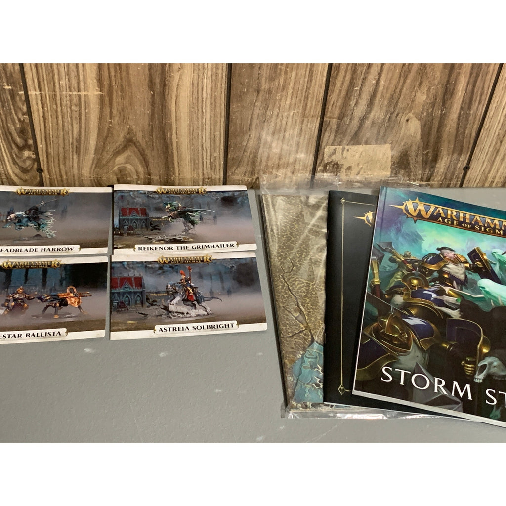 A6862 WARHAMMER AOS STORM STRIKE MANUAL + CORE RULES & PLAYMAT