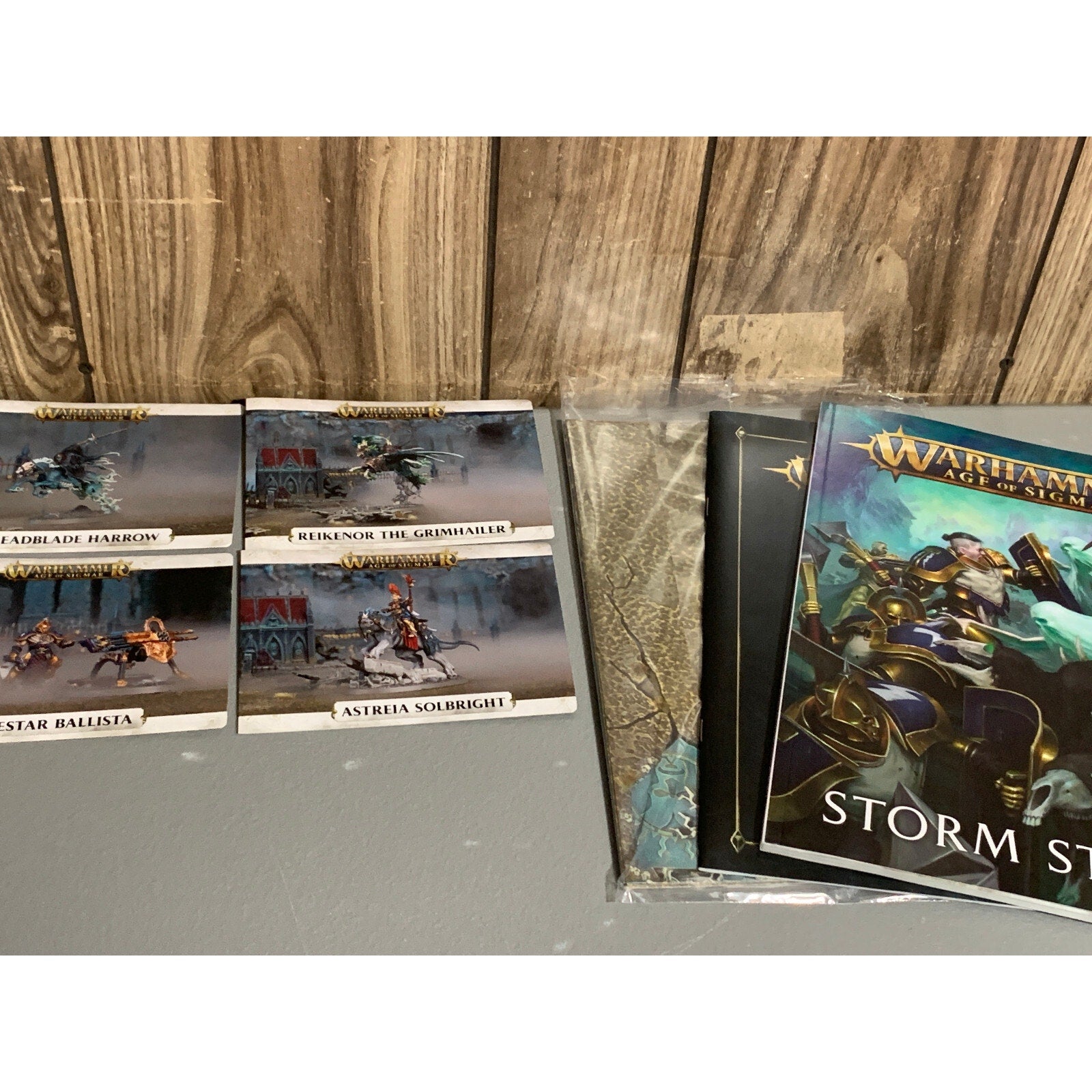 A6862 WARHAMMER AOS STORM STRIKE MANUAL + CORE RULES & PLAYMAT