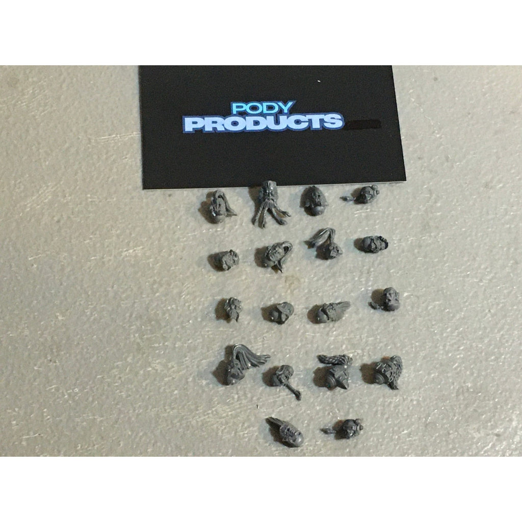 A33577 WARHAMMER 40K SPACE MARINES WOLVES BITS LOT HEADS GW GAMES WORKSHOP