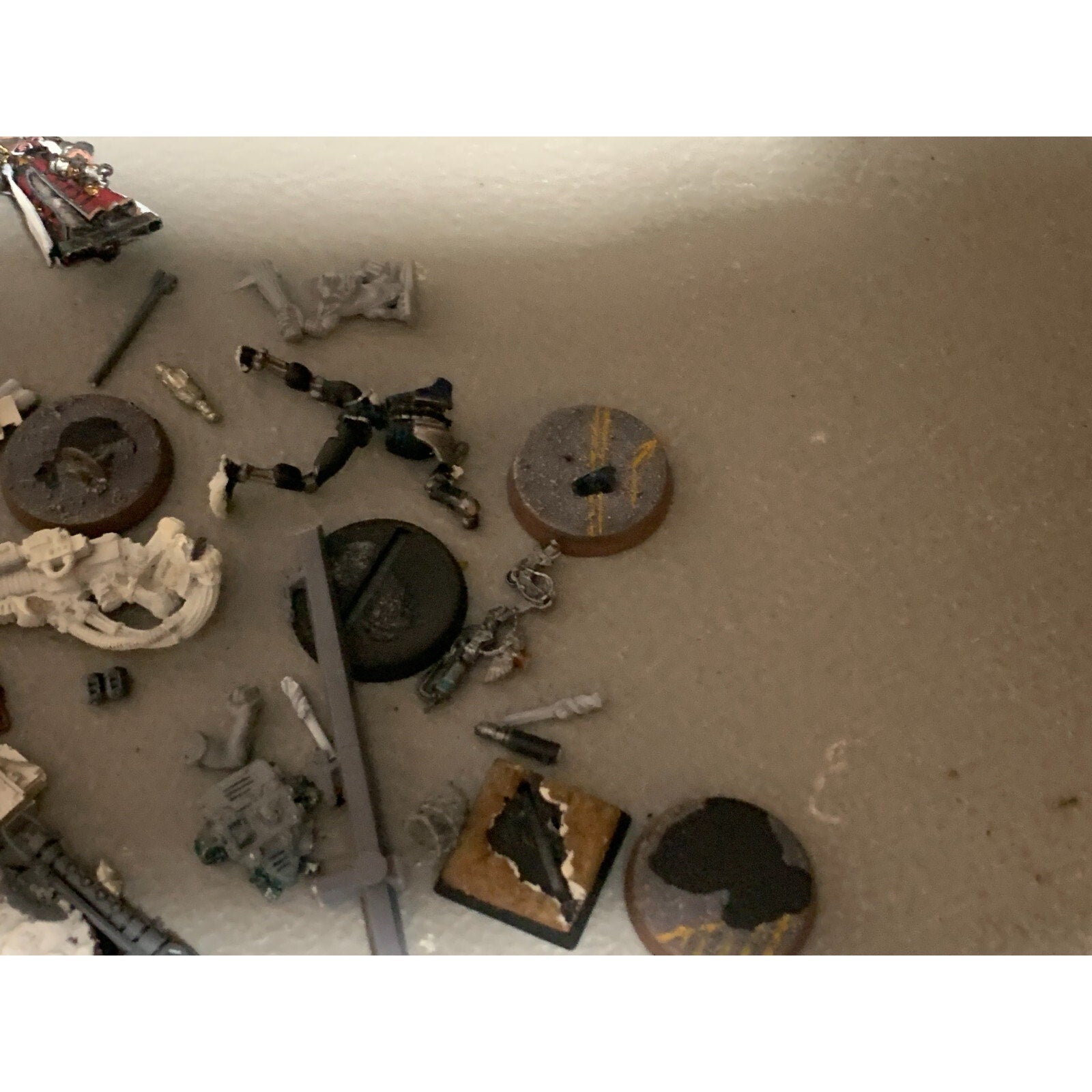 A17864 WARHAMMER FANTASY 40K MIXED RANDOM BITS LOT