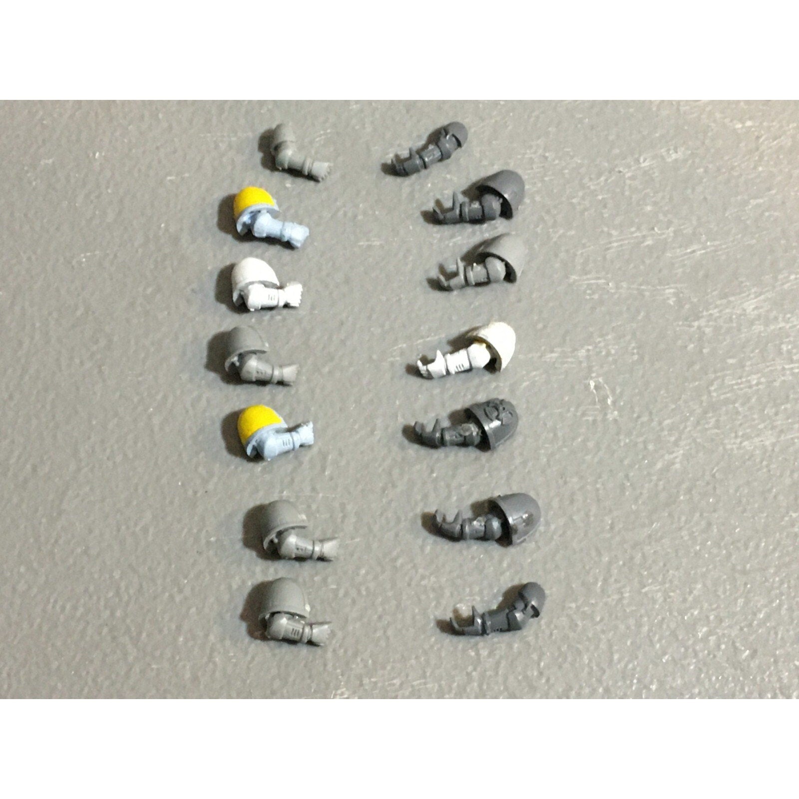 A23083 WARHAMMER 40K SPACE MARINES BITS LOT ARMS GAMES WORKSHOP GW