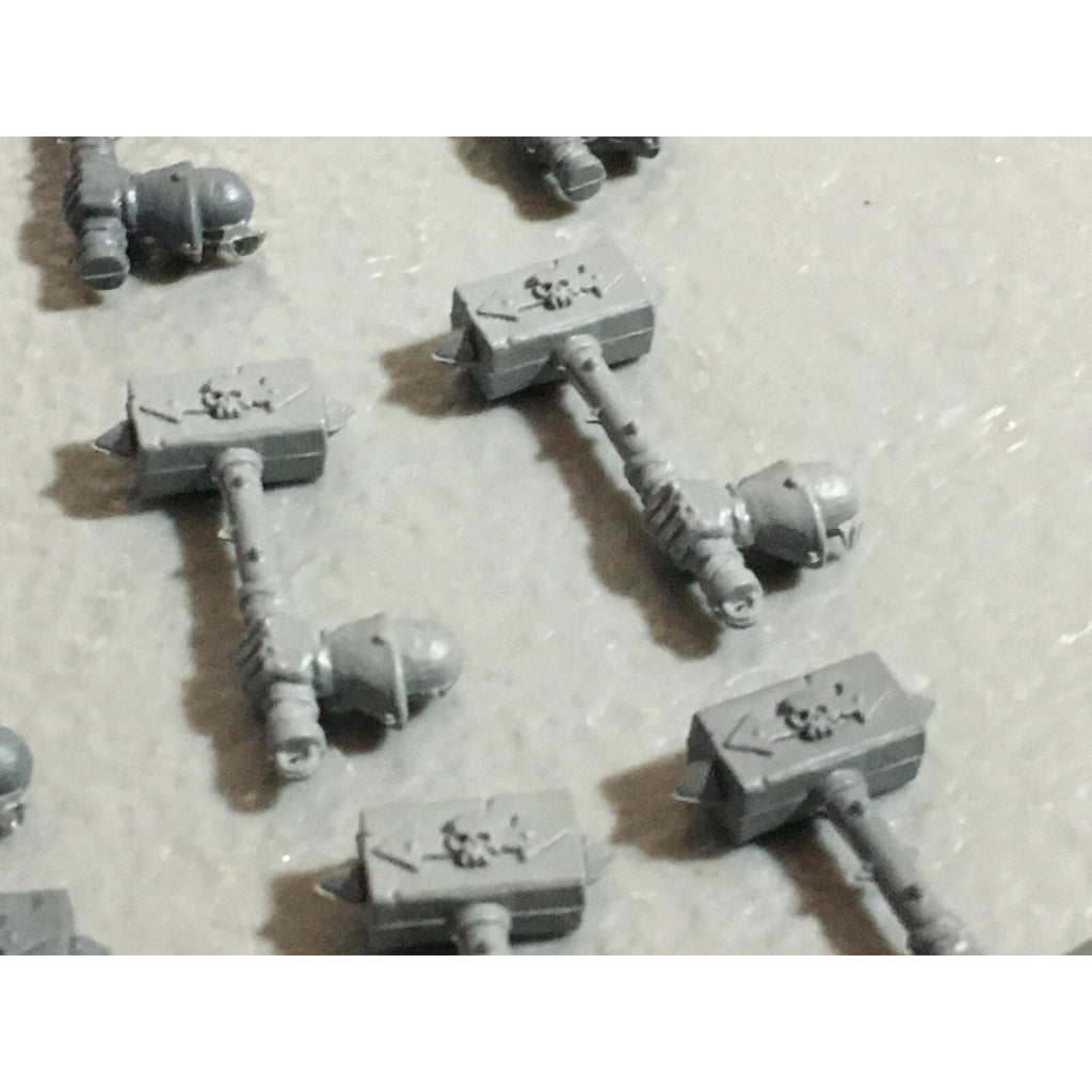 A22215 WARHAMMER FANTASY CHAOS MORTALS BITS LOT HAMMER HANDS GAMES WORKSHOP