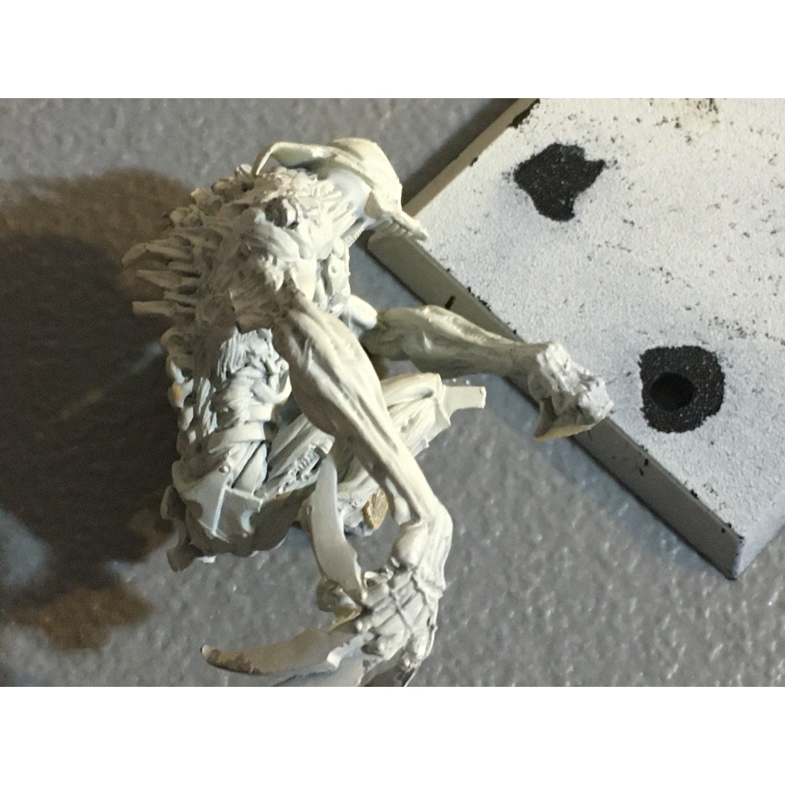 A32709 RACKHAM CONFRONTATION ABERRATION METAL TABLETOP