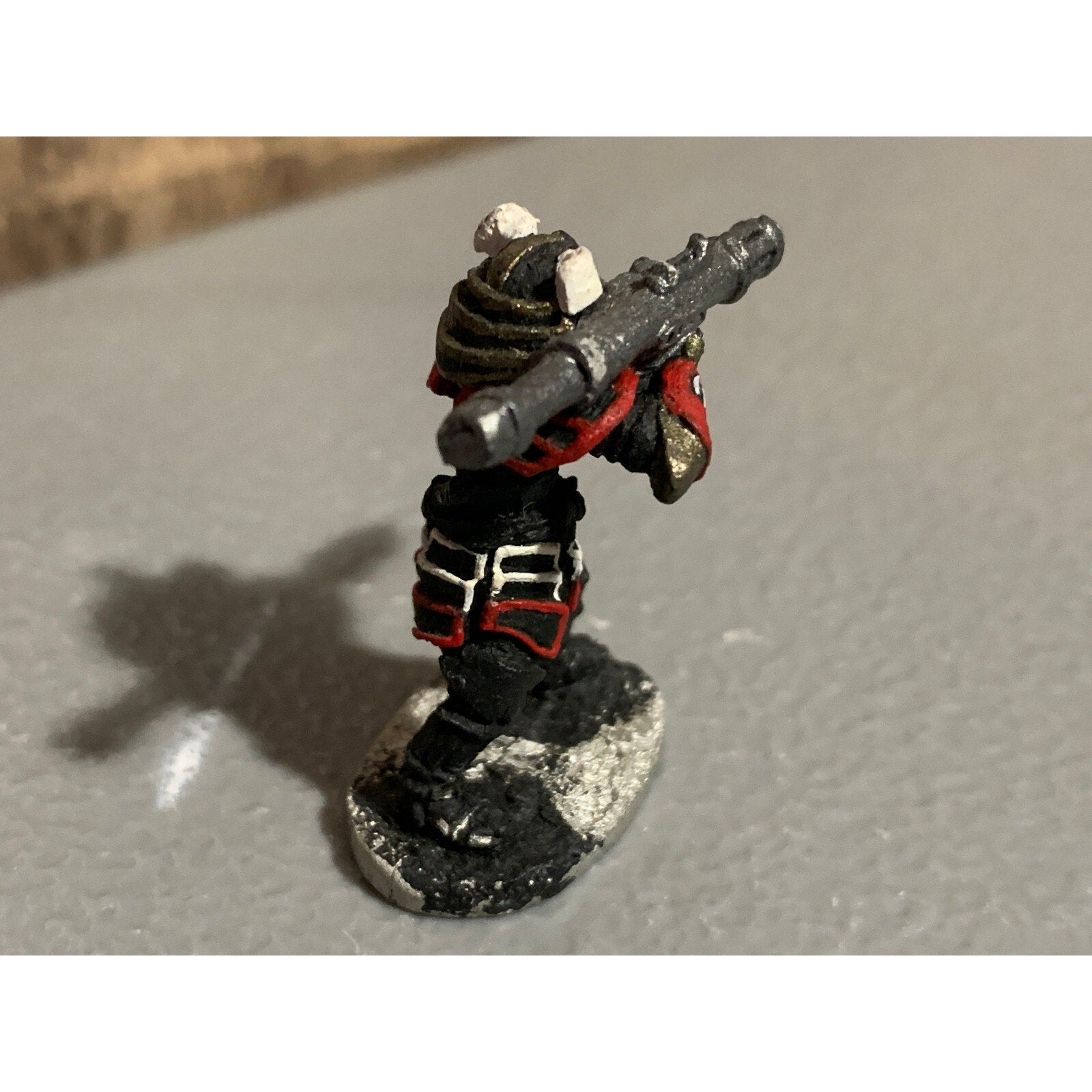 A10250 TALON GAMES IMPERIAL SENSHI W ROCKET LAUNCHER METAL PAINTED OOP
