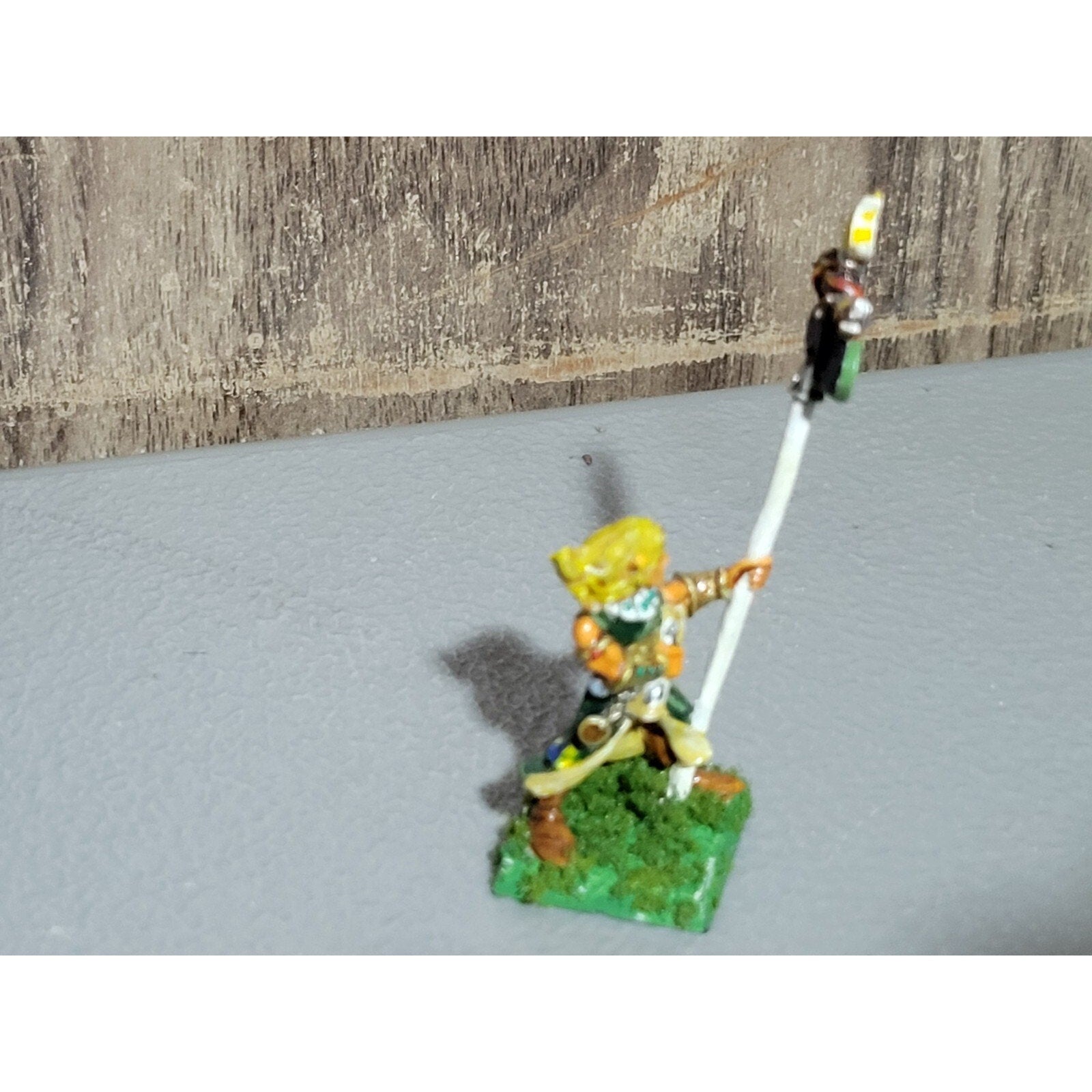 A18750 WARHAMMER FANTASY MARAUDER METAL WOOD ELVES WARRIOR W MOON STANDARD