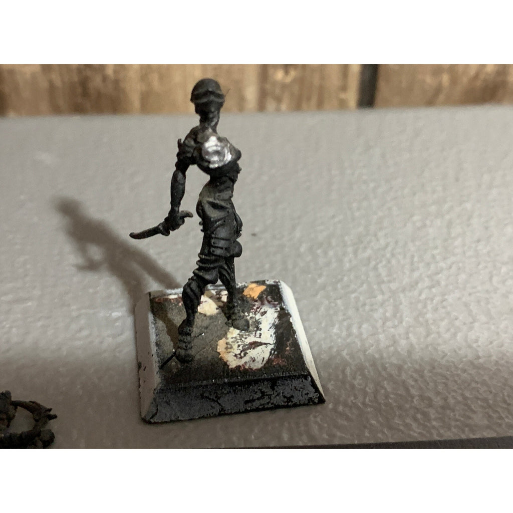 A10502 RACKHAM CONFRONTATION METAL OOP YSIS VIPER OF THE DESERT