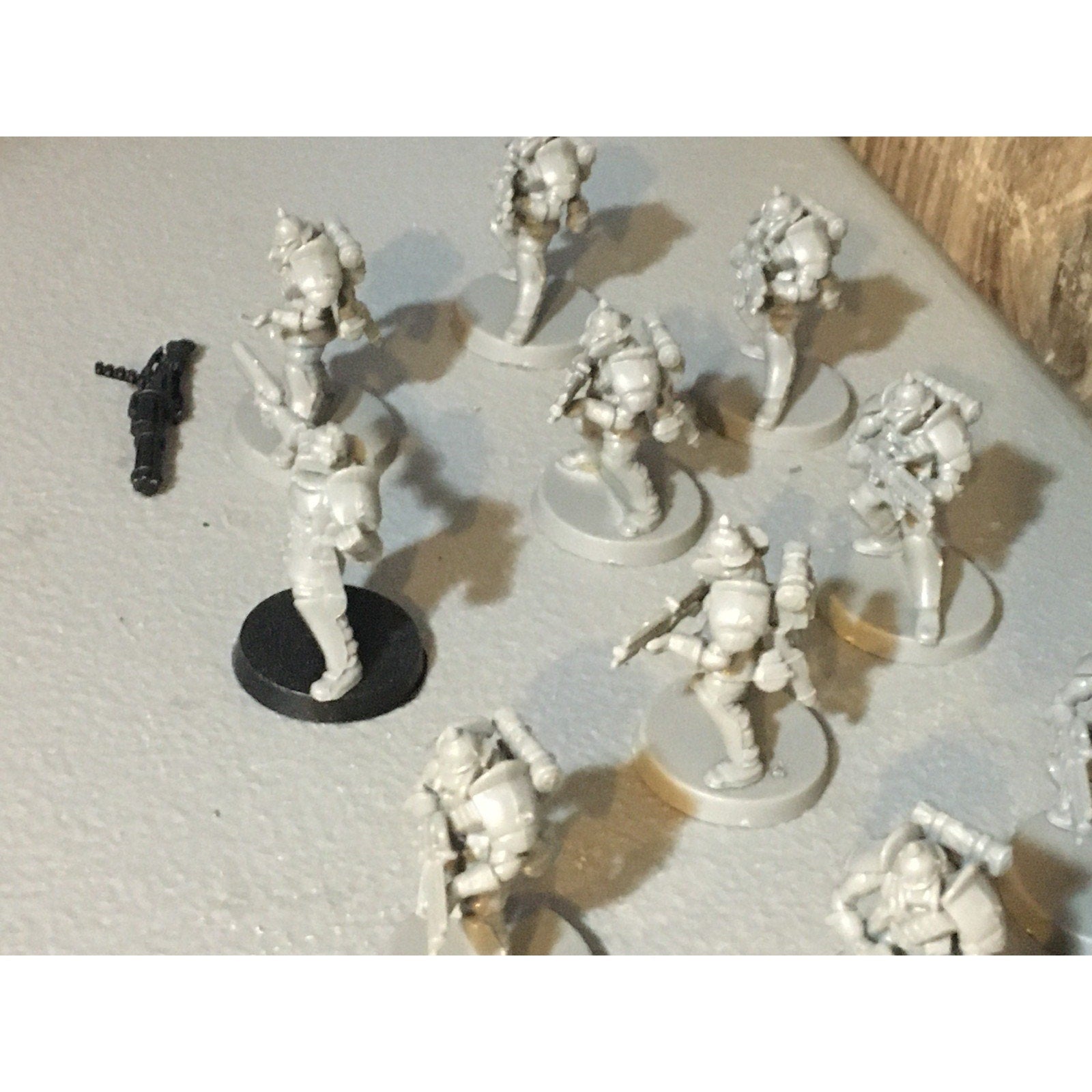 A30063 UNKNOWN TABLE TOP SCI-FI POWER ARMOR SOLDIERS 10 PK WAR GAMES