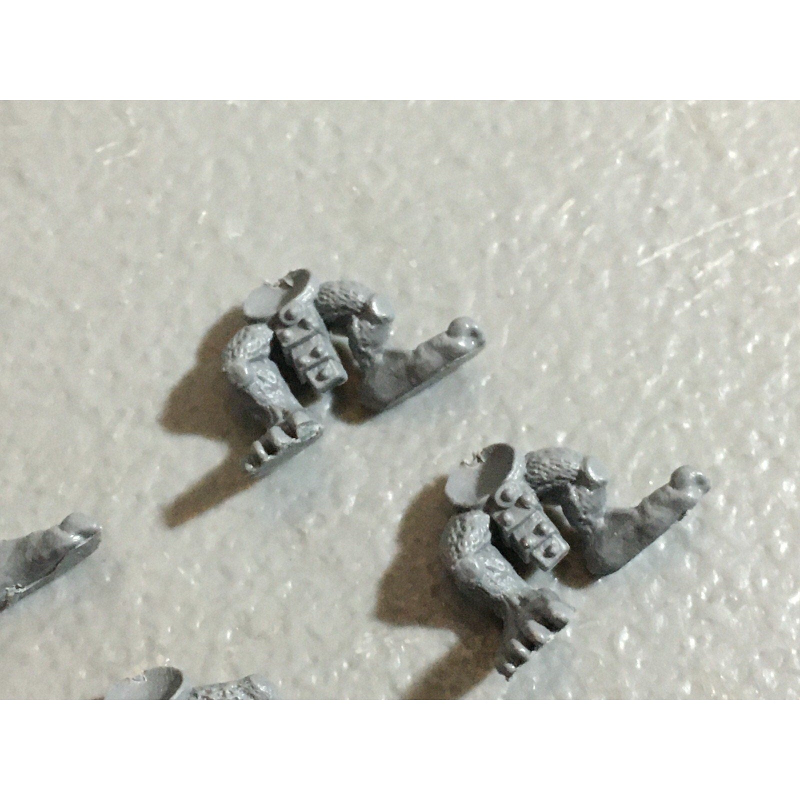 A22301 WARHAMMER FANTASY SKAVEN BITS LOT CLANRAT LEGS GAMES WORKSHOP GW