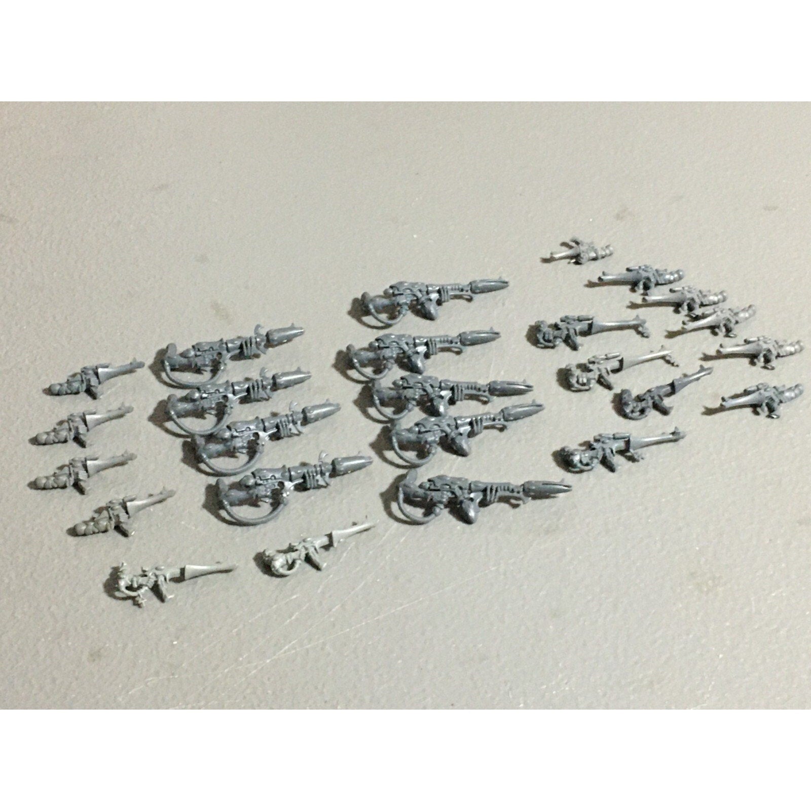 A22173 WARHAMMER 40K ELDAR CRAFTWORLDS BITS LOT WRAITHGUARD GUARDIANS RIFLES GW