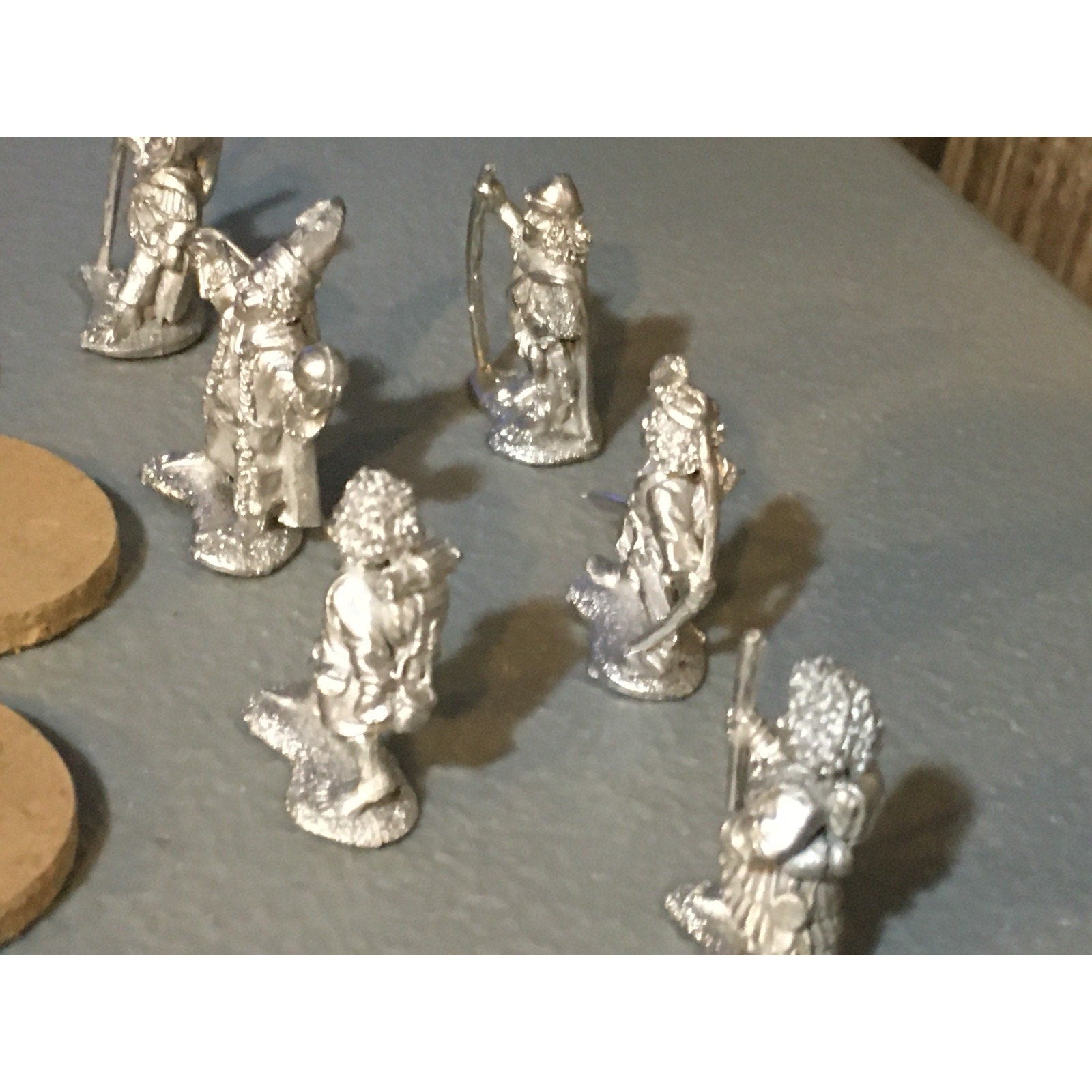 A32706 ALTERNATIVE ARMIES METAL MINIATURES CA2 HALFLING WALKING PARTY