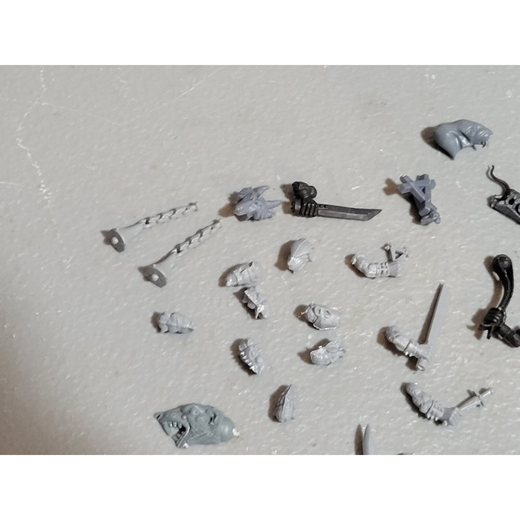 A18986 WARHAMMER FANTASY AOS SKAVEN NIGHT RUNNERS BITS LOT + EXTRA