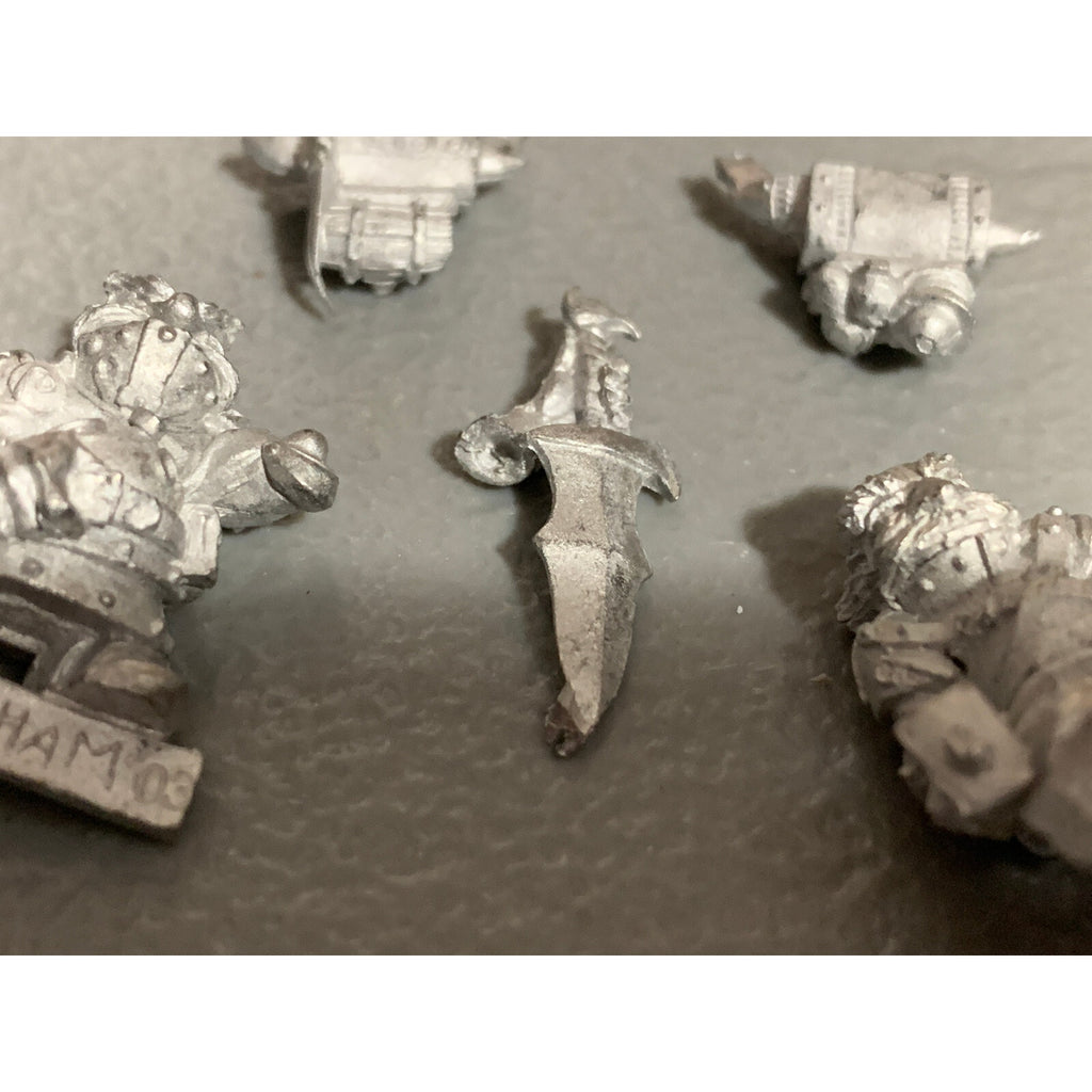 A10271 RACKHAM CONFRONTATION METAL OOP DWARF ARMOURERS