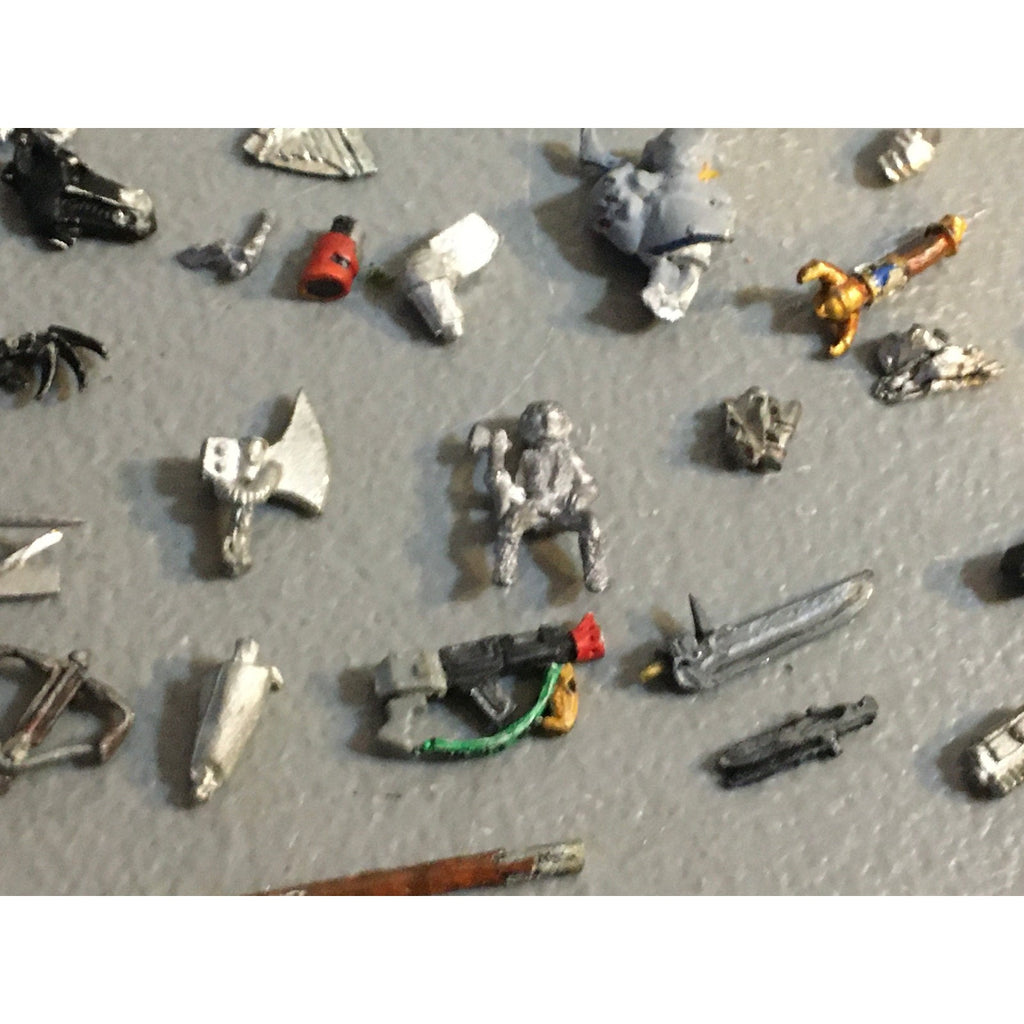 A32573 UNKNOWN MINIATURES ALL METAL BITS LOT WINGS ARM HEAD RPG TABLETOP