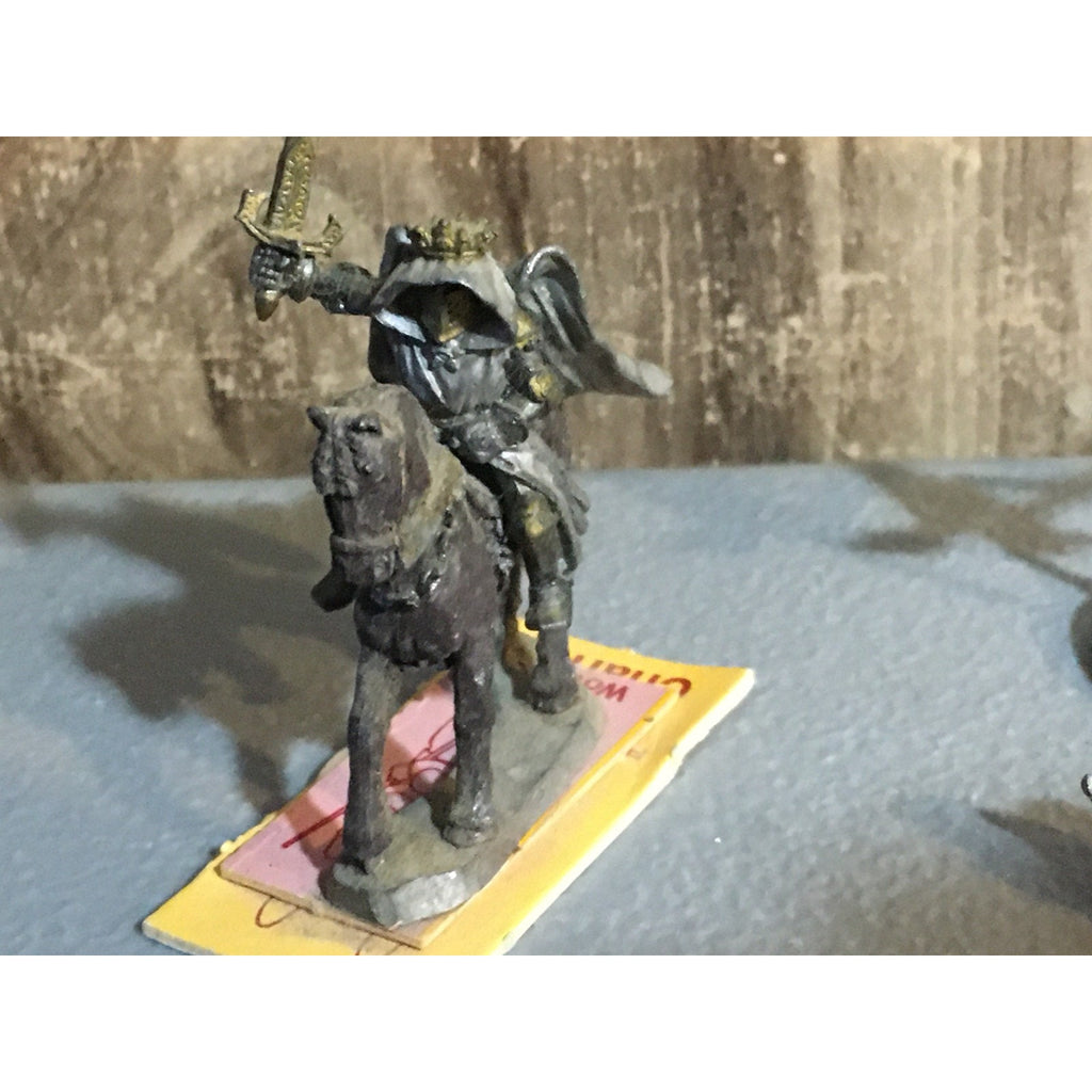 A32578 UNKNOWN MINIATURES METAL LOT KNIGHT SKELETON WARRIOR SOLDIER
