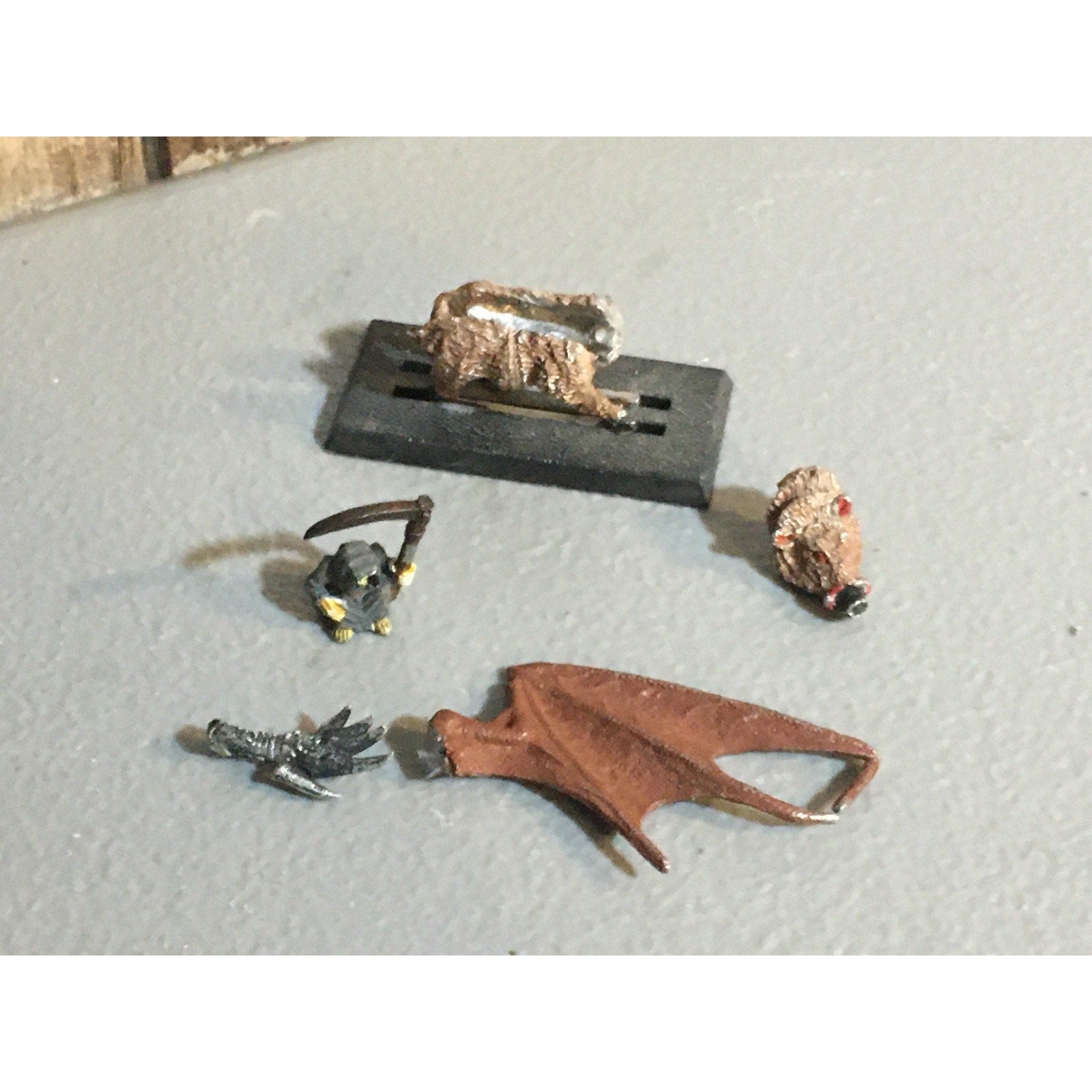 A32859 UNKNOWN METAL MINIATURES BOAR REAPER + WING CLAW BITS TABLETOP RPG