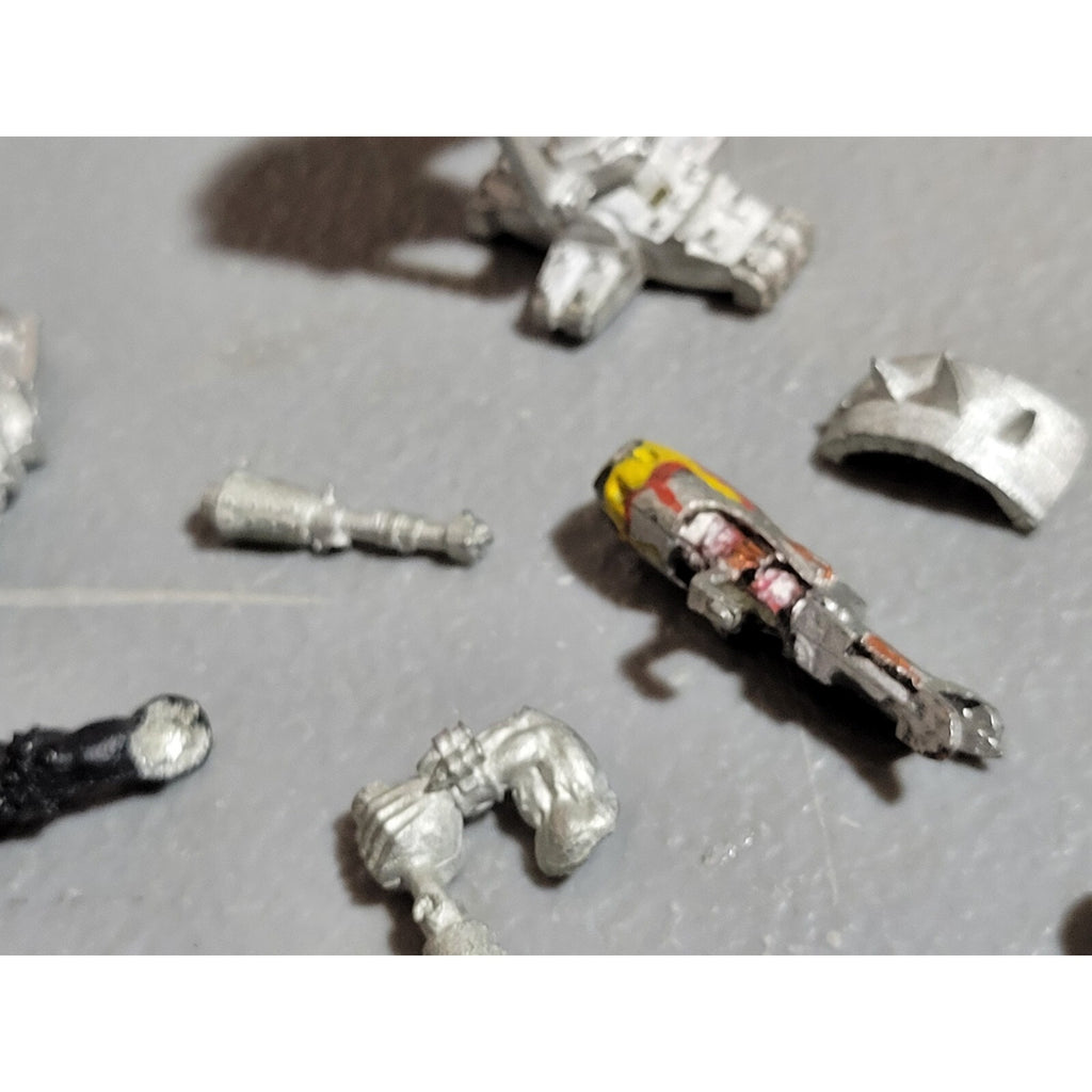 A19085 WARHAMMER 40K ORKS ALL METAL BITS LOT