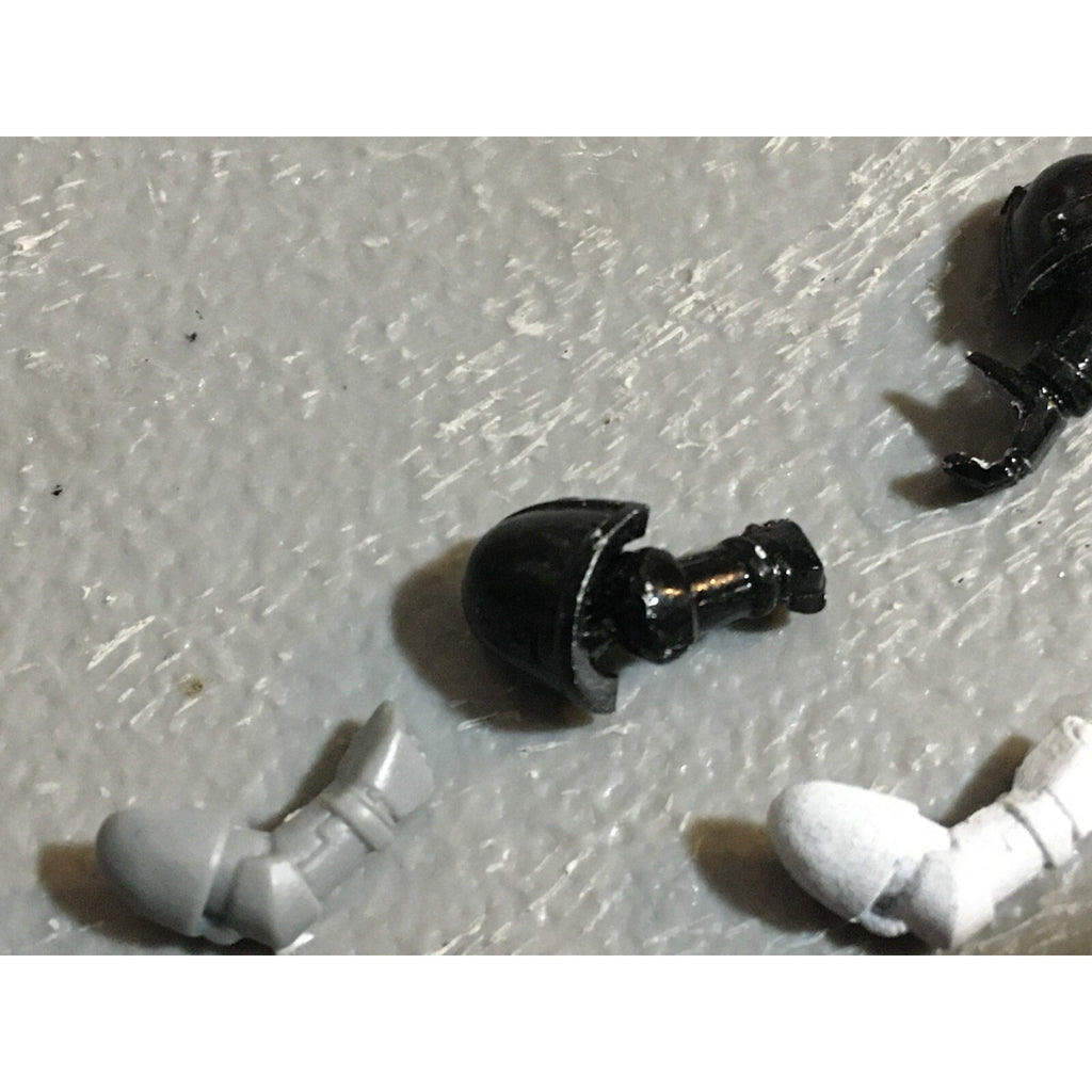 A22957 WARHAMMER 40K SPACE MARINES BITS LOT ARMS GAMES WORKSHOP GW
