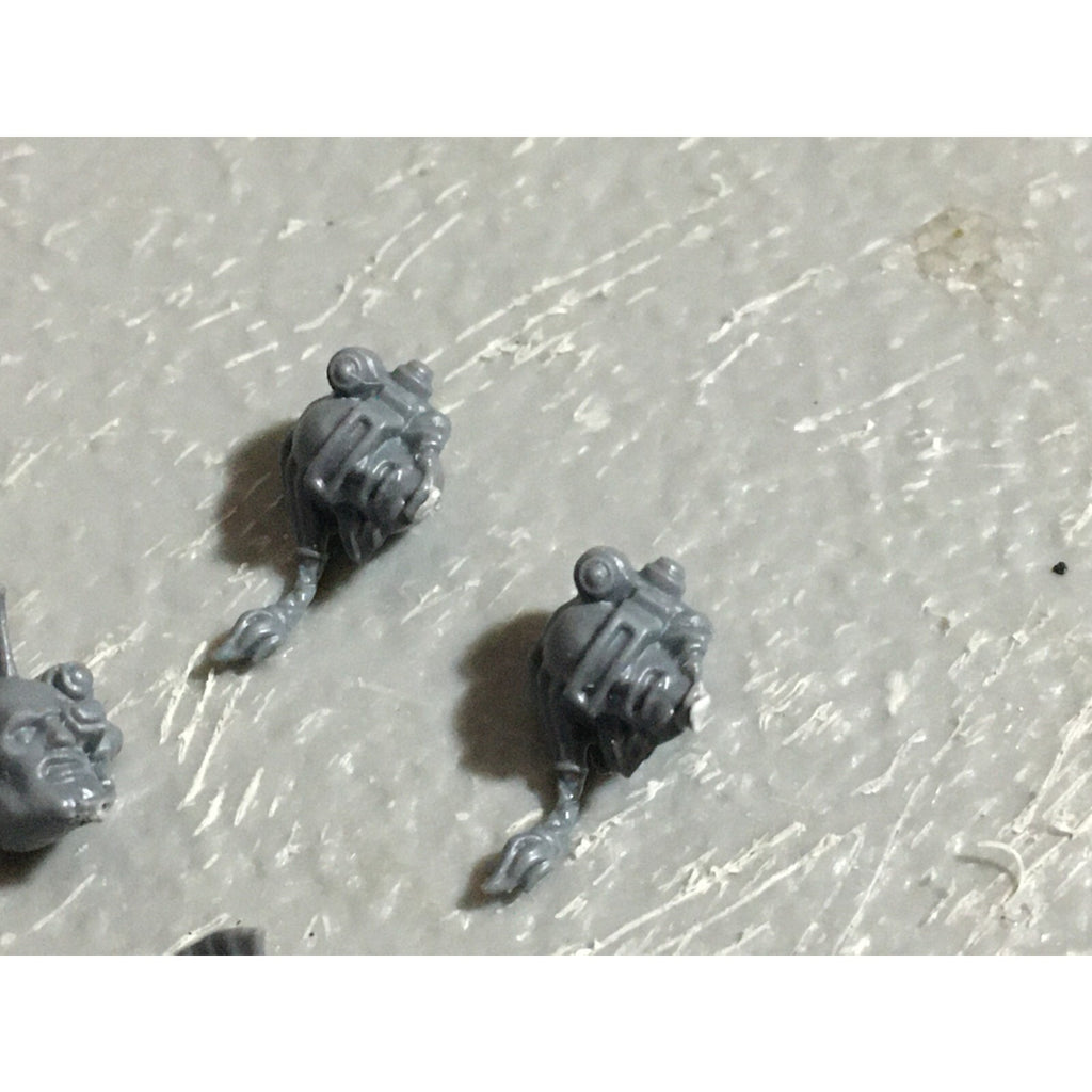 A22550 WARHAMMER 40K SPACE MARINES WOLVES BITS LOT SCOUT HEADS GAMES WORKSHOP GW