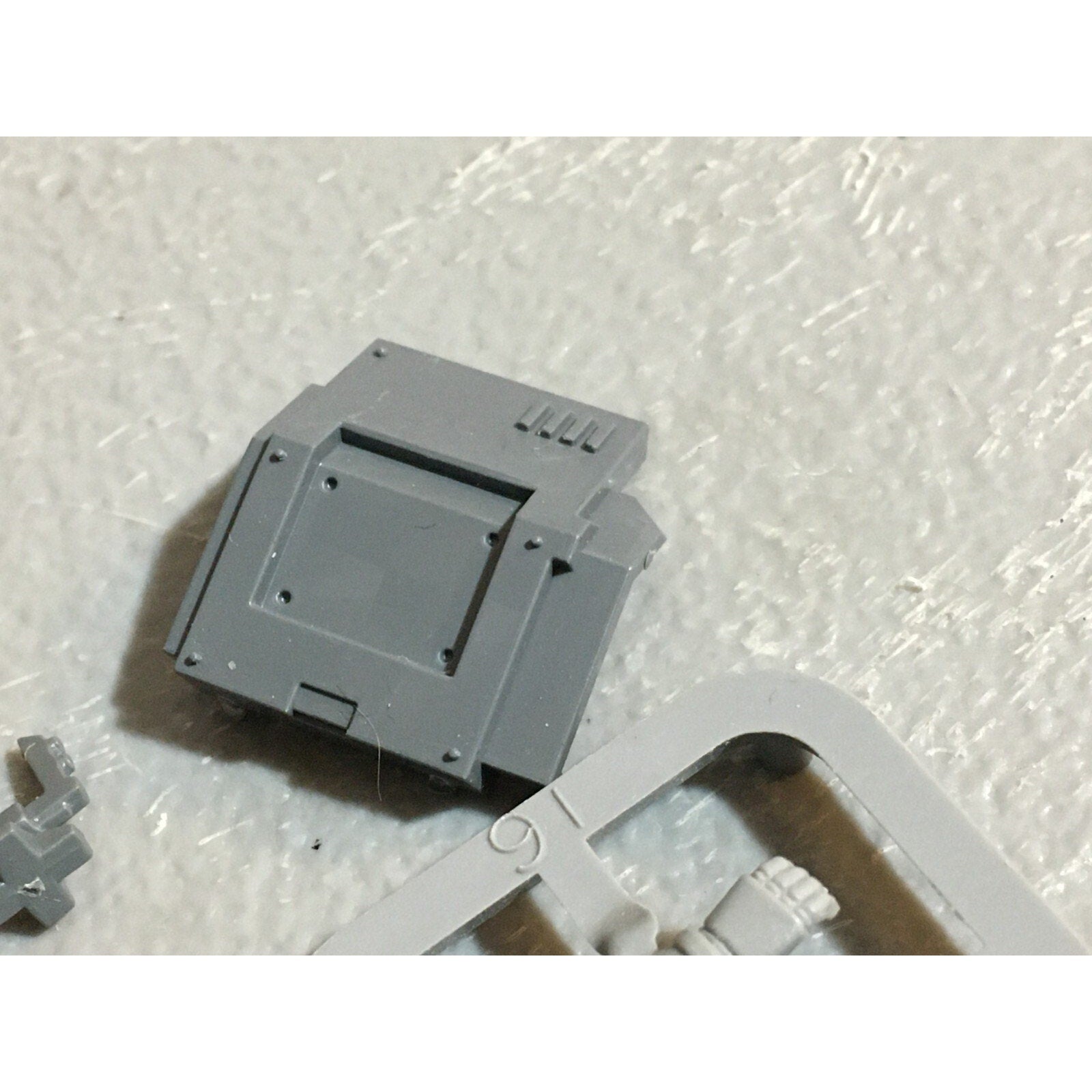 A23263 WARHAMMER 40K SPACE MARINES BITS LOT VEHICLE BIKE SPEEDER GAMES WORKSHOP
