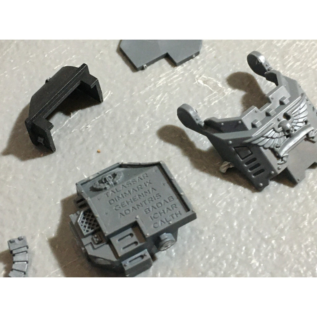 A22365 WARHAMMER 40K BITS LOT SPACE MARINES DREADNOUGHT GW GAMES WORKSHOP