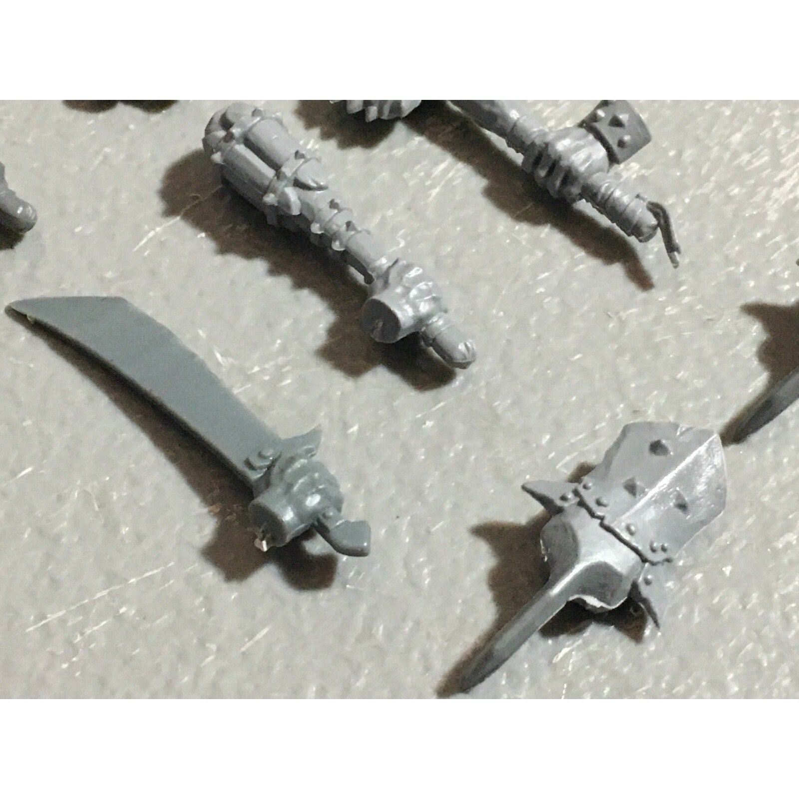 A22582 WARHAMMER FANTASY OGRE KINGDOMS BITS LOT HANDS GAMES WORKSHOP GW