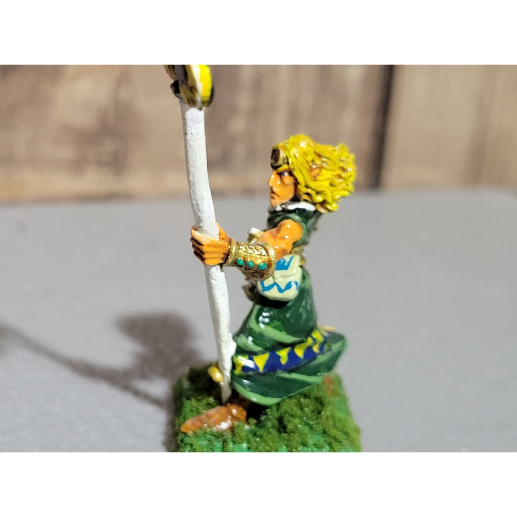 A18750 WARHAMMER FANTASY MARAUDER METAL WOOD ELVES WARRIOR W MOON STANDARD
