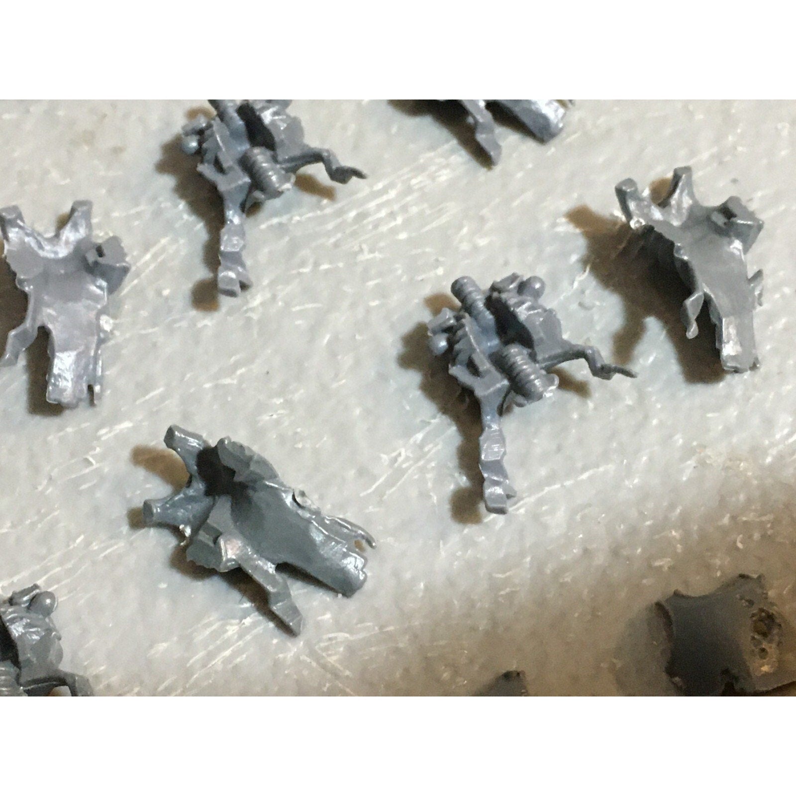 A23426 WARHAMMER FANTASY VAMPIRE COUNTS BITS LOT SKELETON WIGHT TORSO BANNER