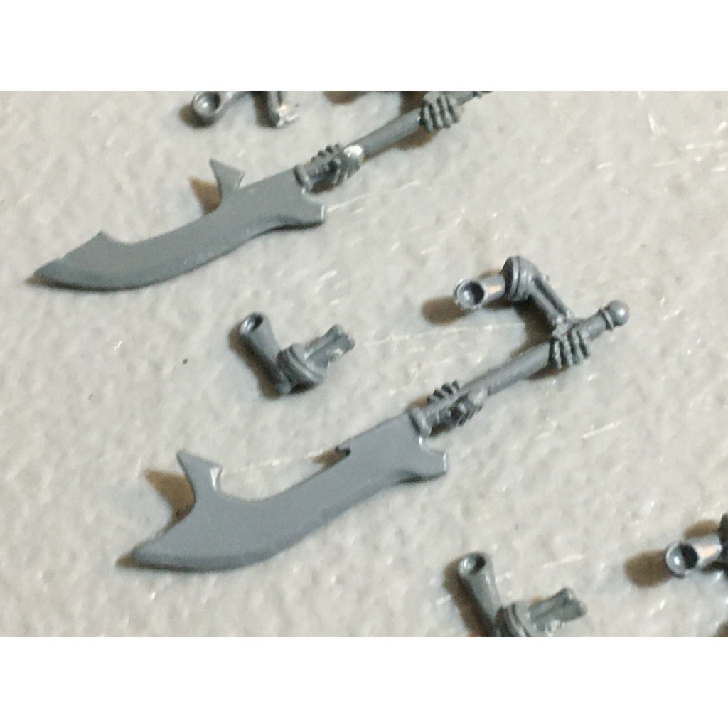 A23421 WARHAMMER FANTASY VAMPIRE COUNTS BITS LOT SKELETON WIGHT GREAT WEAPON ARM