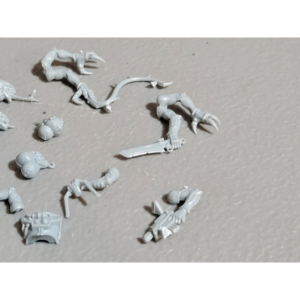 A19129 WARHAMMER 40K GENESTEALER CULTS OOP RARE ACOLYTE HYBIDS BITS LOT