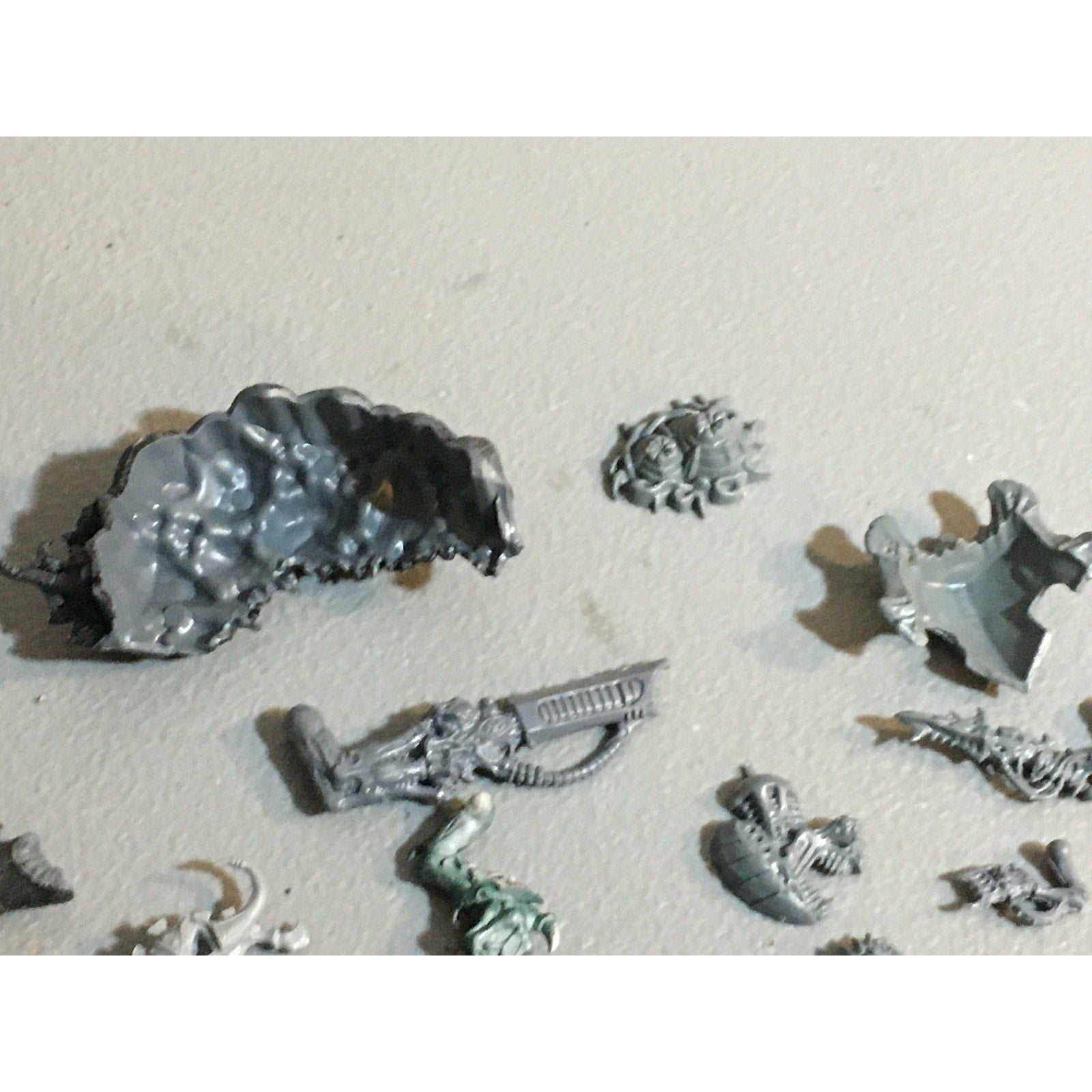 A30755 WARHAMMER 40K TYRANIDS BITS LOT TERVIGON TERMAGANT CARNIFEX GW