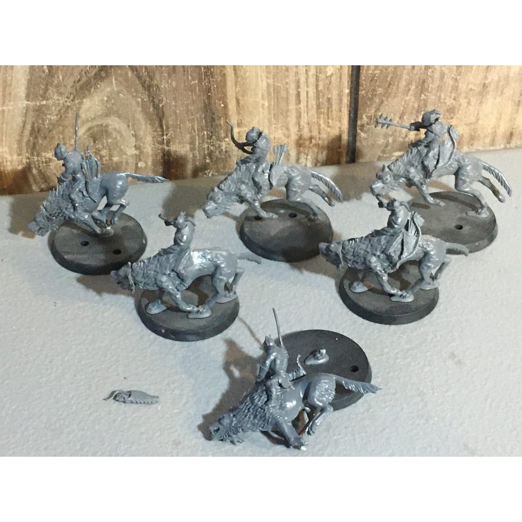 A30329 LOTR LORD OF THE RINGS GW GAMES WORKSHOP HUNTER ORCS ON FELL WARGS
