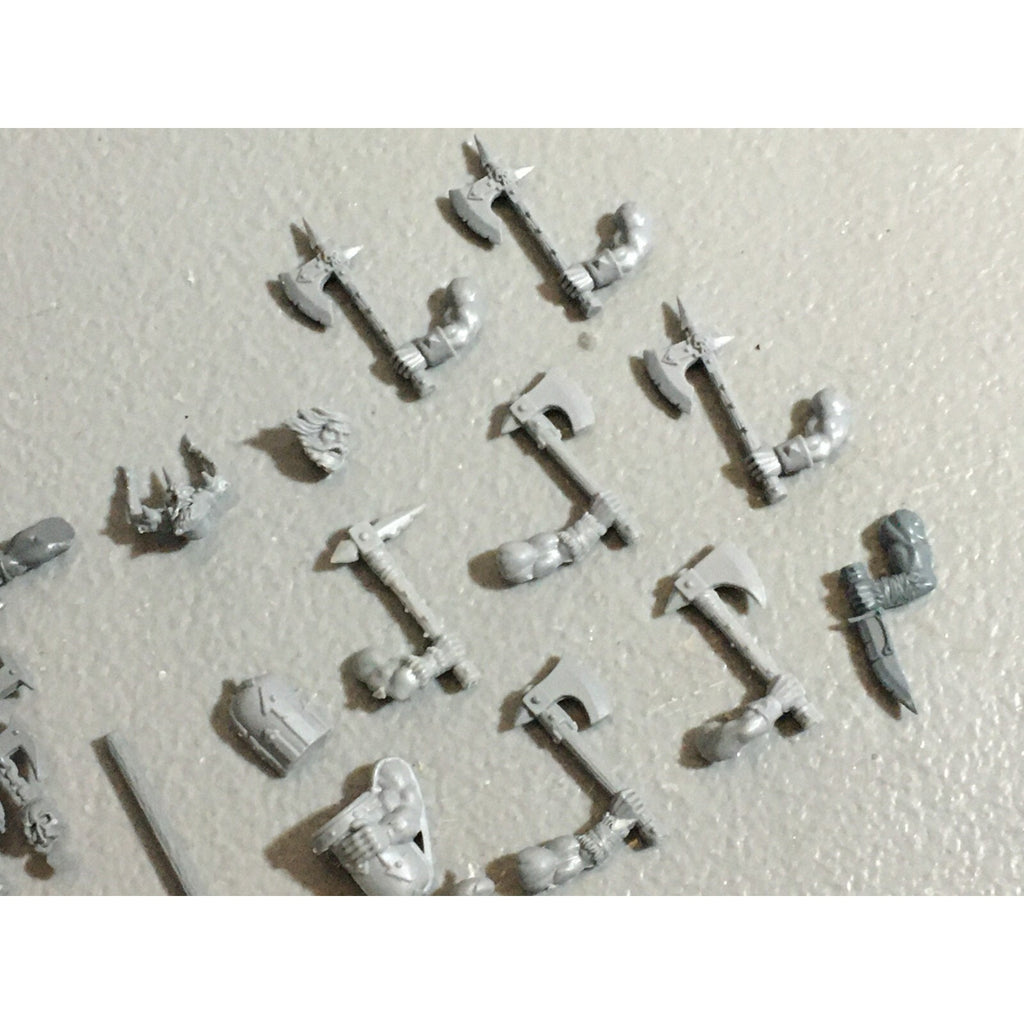 A22178 WARHAMMER FANTASY CHAOS MORTALS BITS LOT MIXED MARAUDER COMMAND & ARMS GW