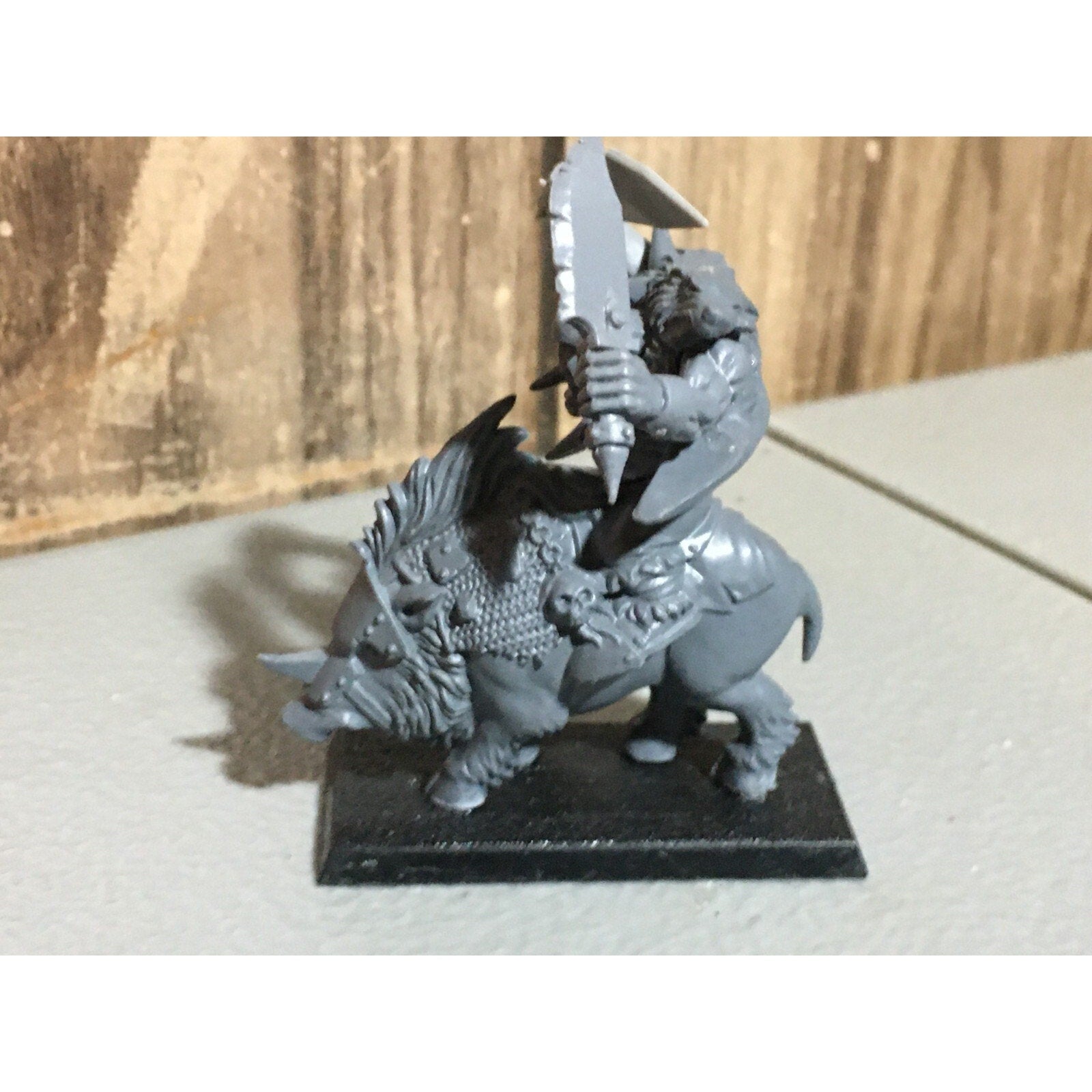 A20087 WARHAMMER FANTASY ORCS & GOBLINS ORC WARBOSS ON BOAR GAMES WORKSHOP